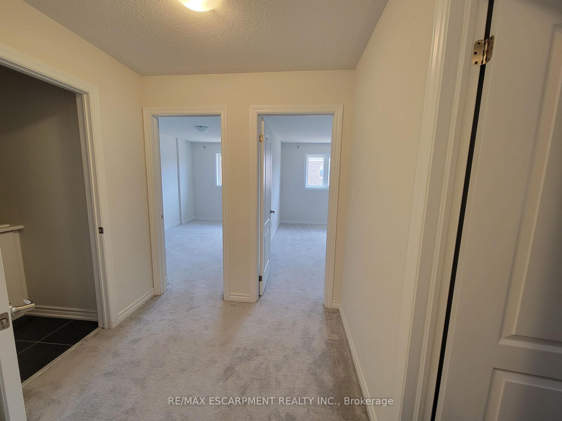 Photo 20 of 121 Baker Street N, Thorold, Thorold Downtown — HOMEH