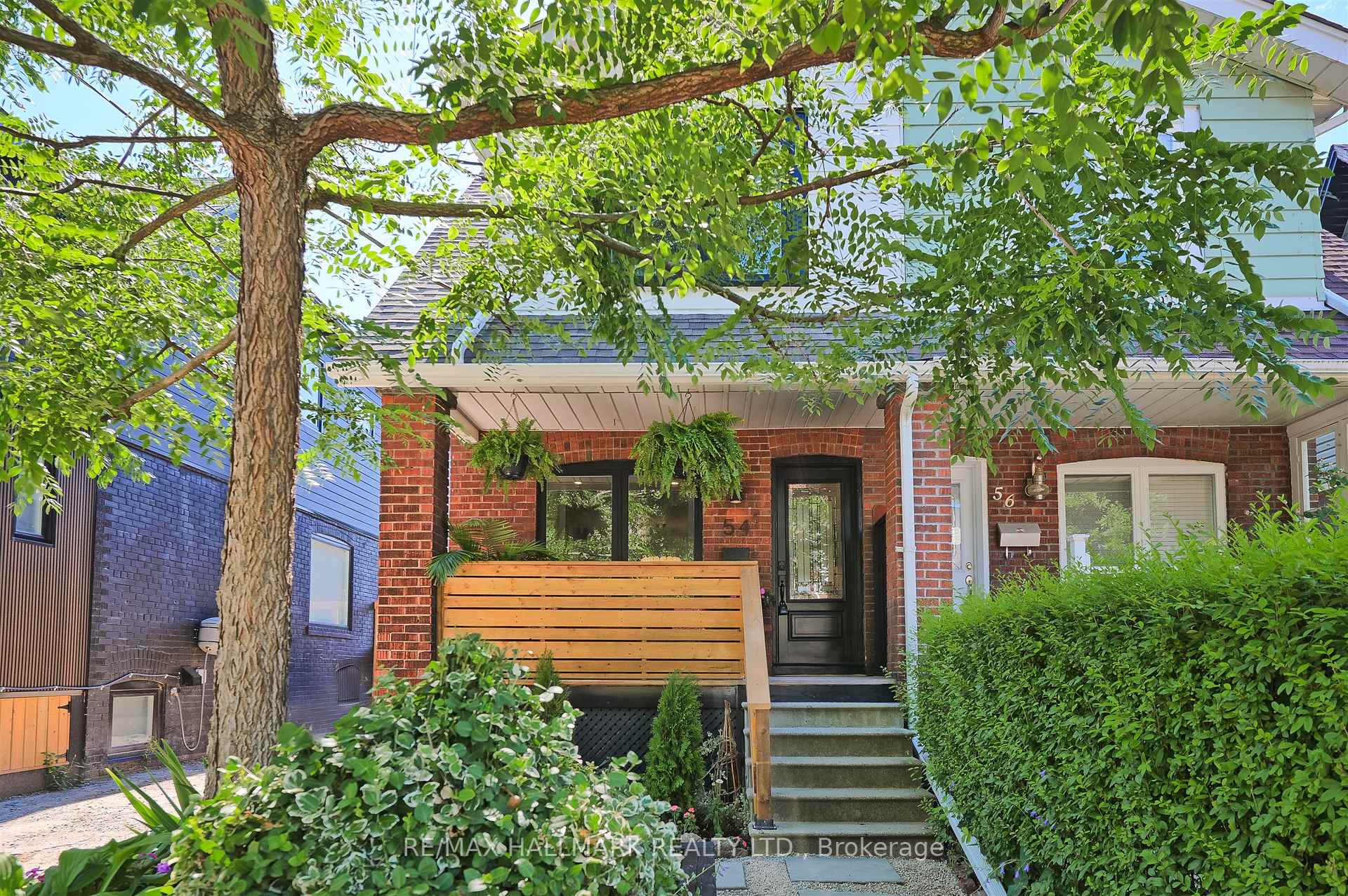 Front of 54 Hiltz Avenue