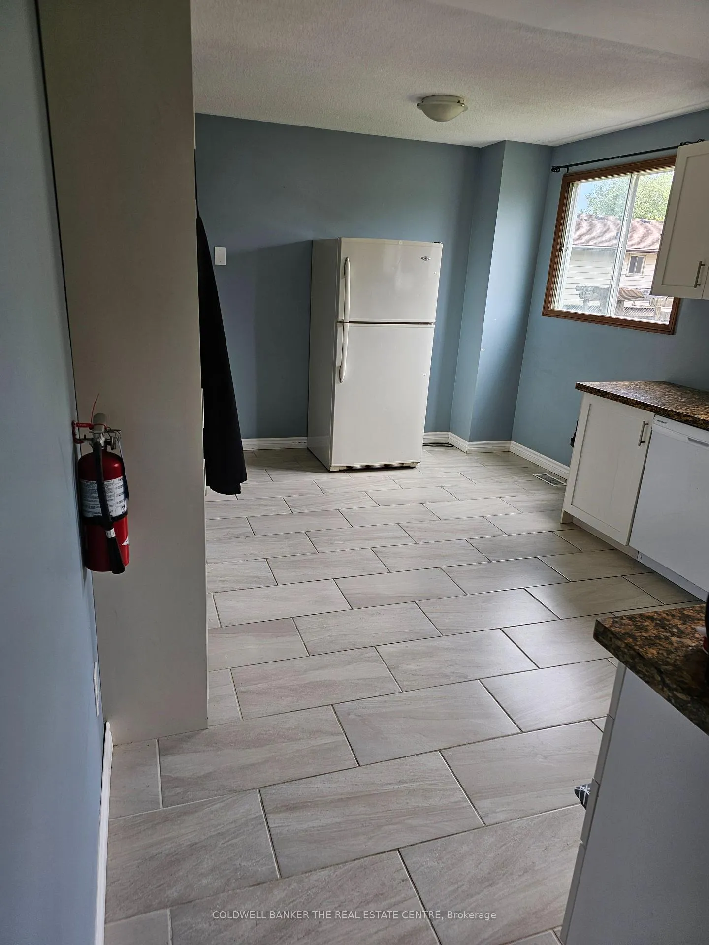 Photo 2 of Unit BEDRM 4, 3 Baxter Crescent, Thorold, Confederation Heights — HOMEH