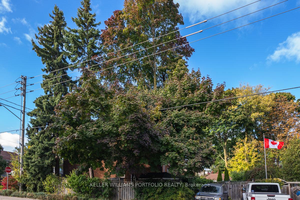 Photo 33 of 73 Hanna Road, Toronto, Leaside — HOMEH