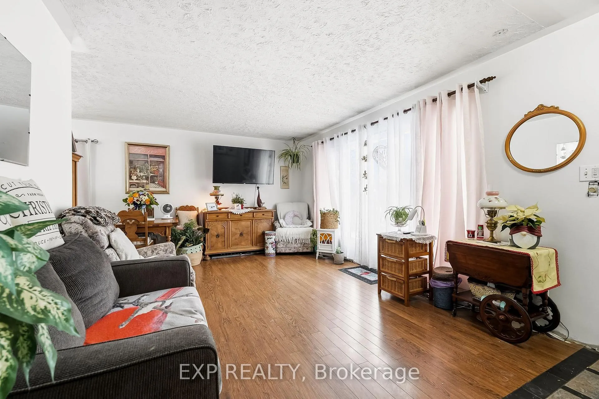Photo 7 of 2825 Peter Street, Hamilton Township, Rural Hamilton — HOMEH