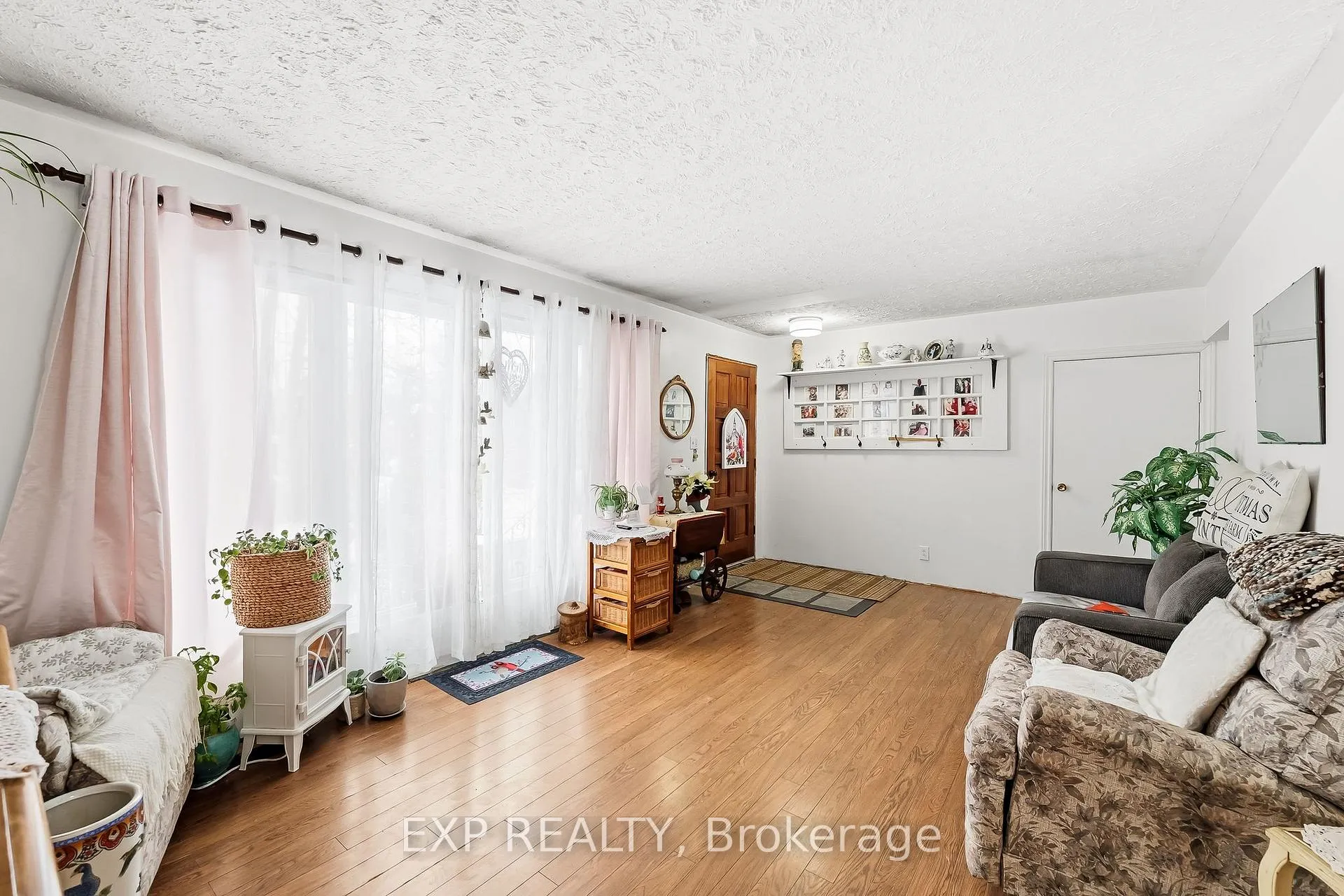 Photo 8 of 2825 Peter Street, Hamilton Township, Rural Hamilton — HOMEH