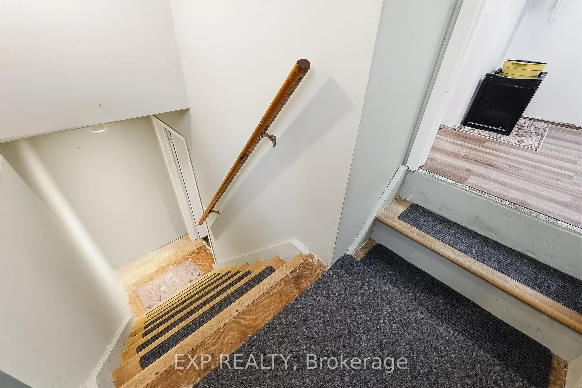 Photo 17 of 2825 Peter Street, Hamilton Township, Rural Hamilton — HOMEH