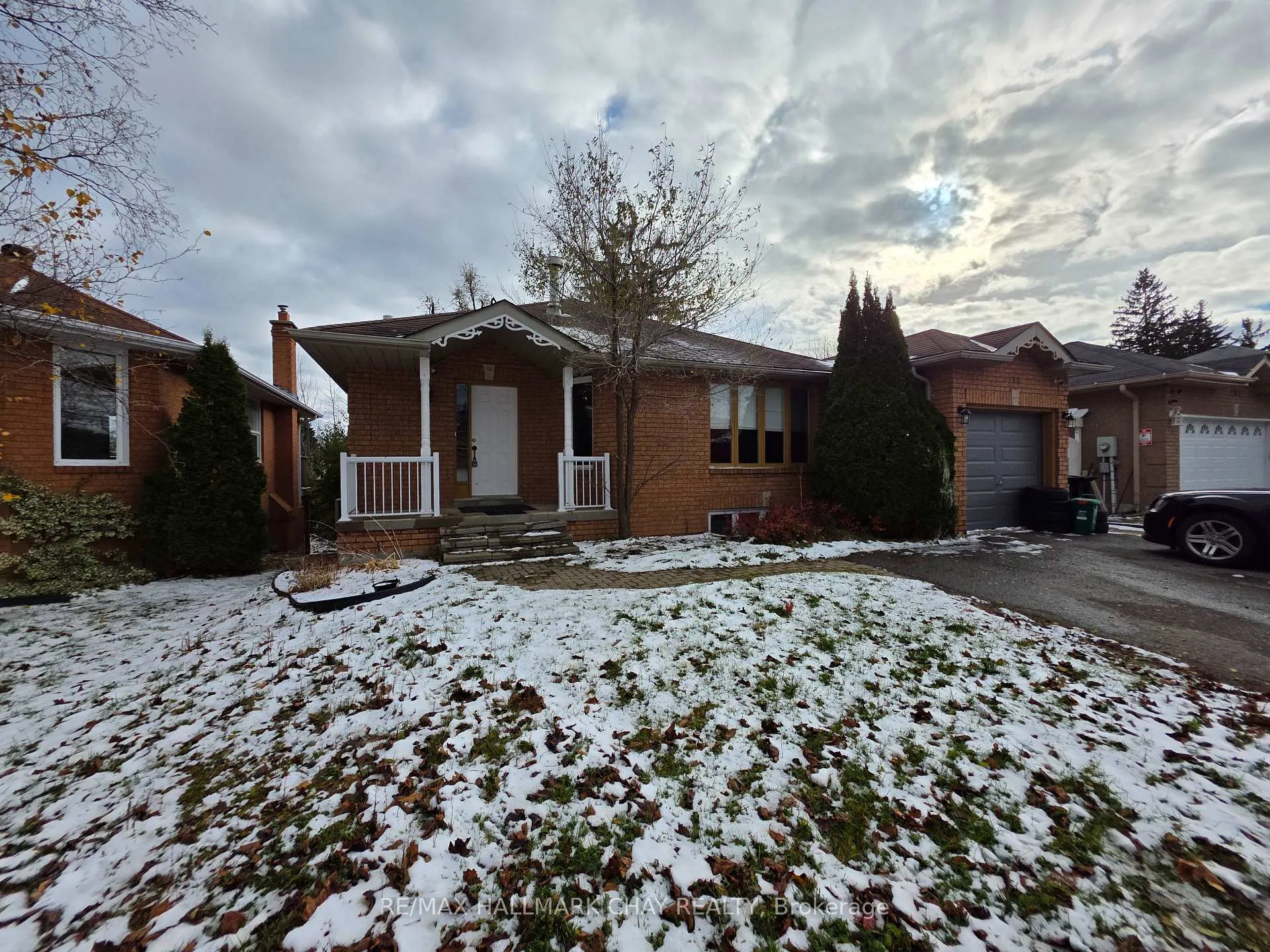Photo 1 of 199 Livingstone Street W, Barrie, Sunnidale — HOMEH