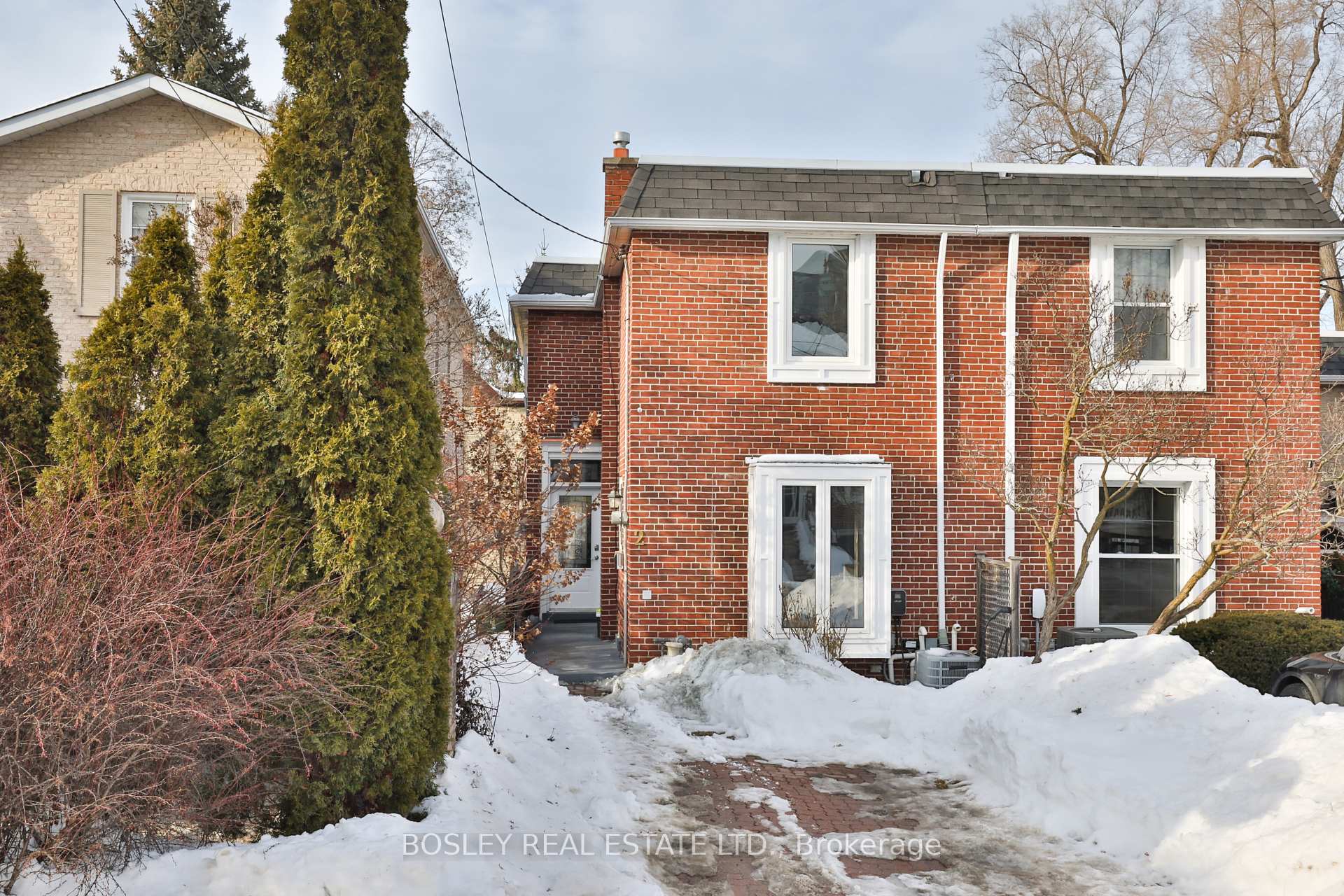 Photo 1 of 2 Fairfield Road, Toronto, Mount Pleasant East — HOMEH