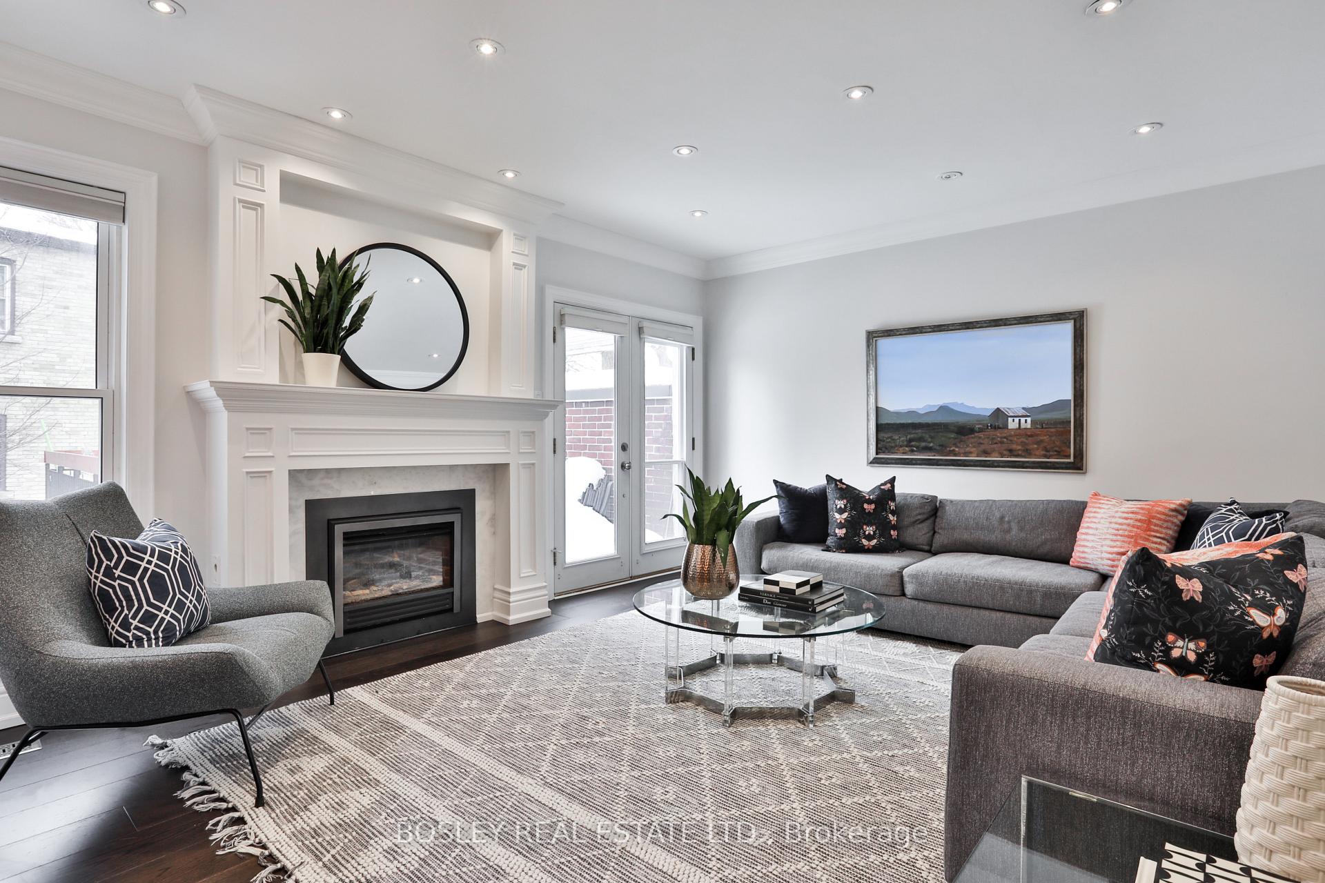 Photo 5 of 2 Fairfield Road, Toronto, Mount Pleasant East — HOMEH