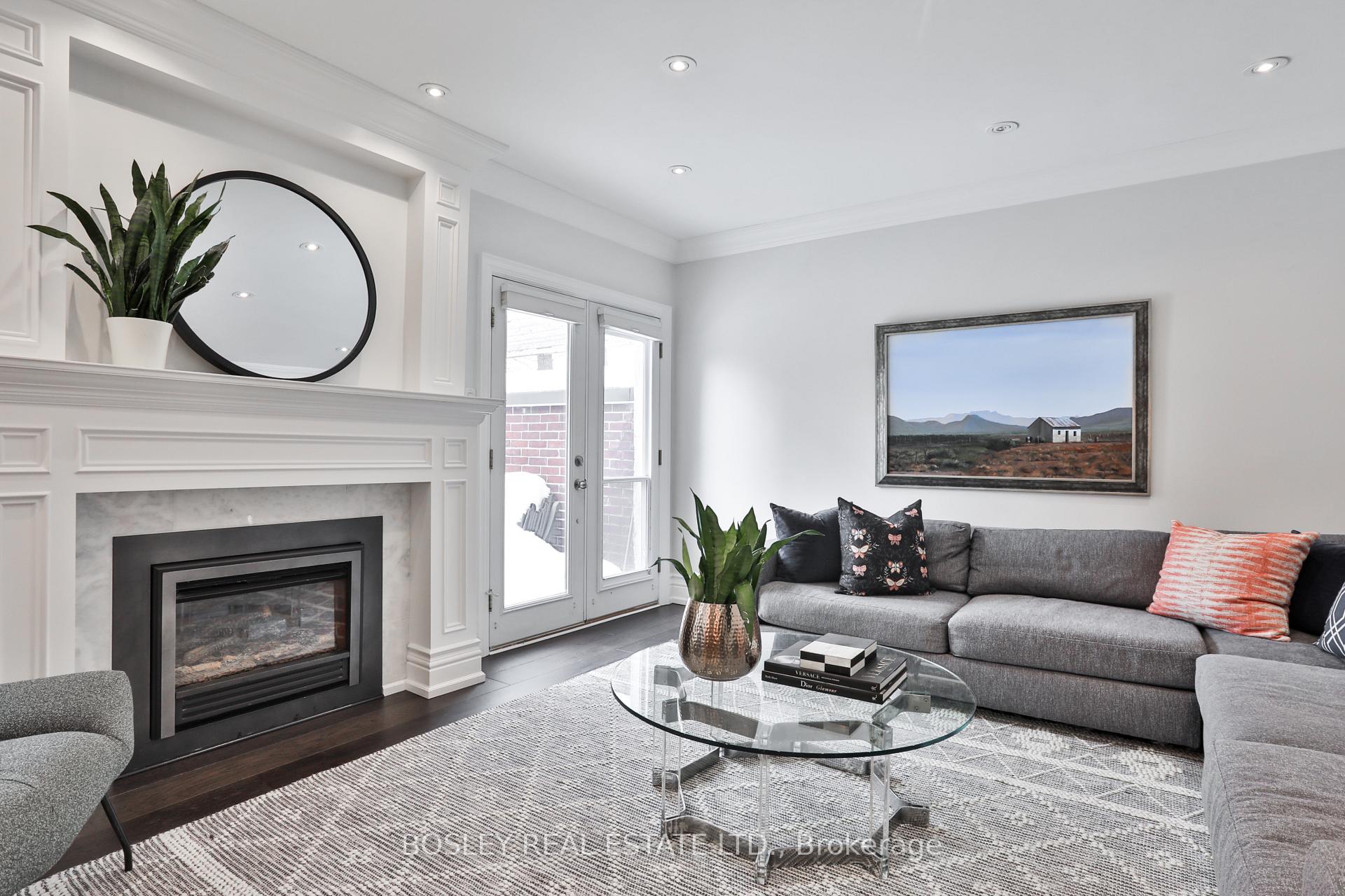 Photo 6 of 2 Fairfield Road, Toronto, Mount Pleasant East — HOMEH