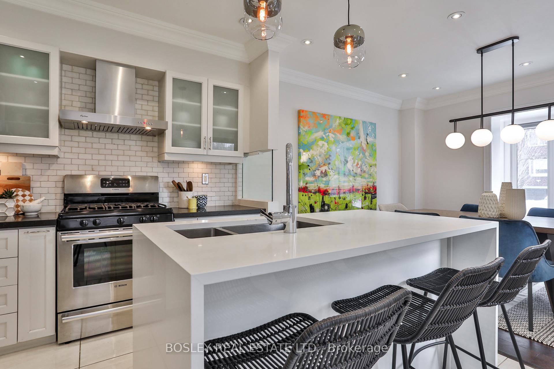 Photo 12 of 2 Fairfield Road, Toronto, Mount Pleasant East — HOMEH