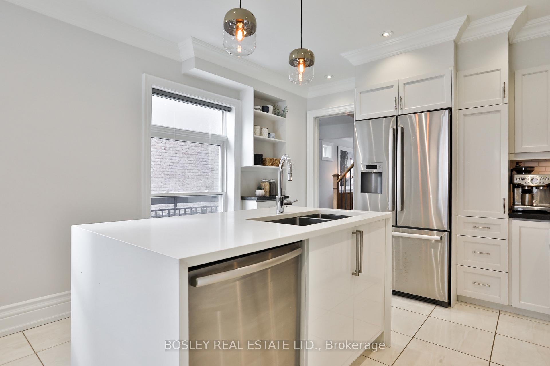 Photo 16 of 2 Fairfield Road, Toronto, Mount Pleasant East — HOMEH