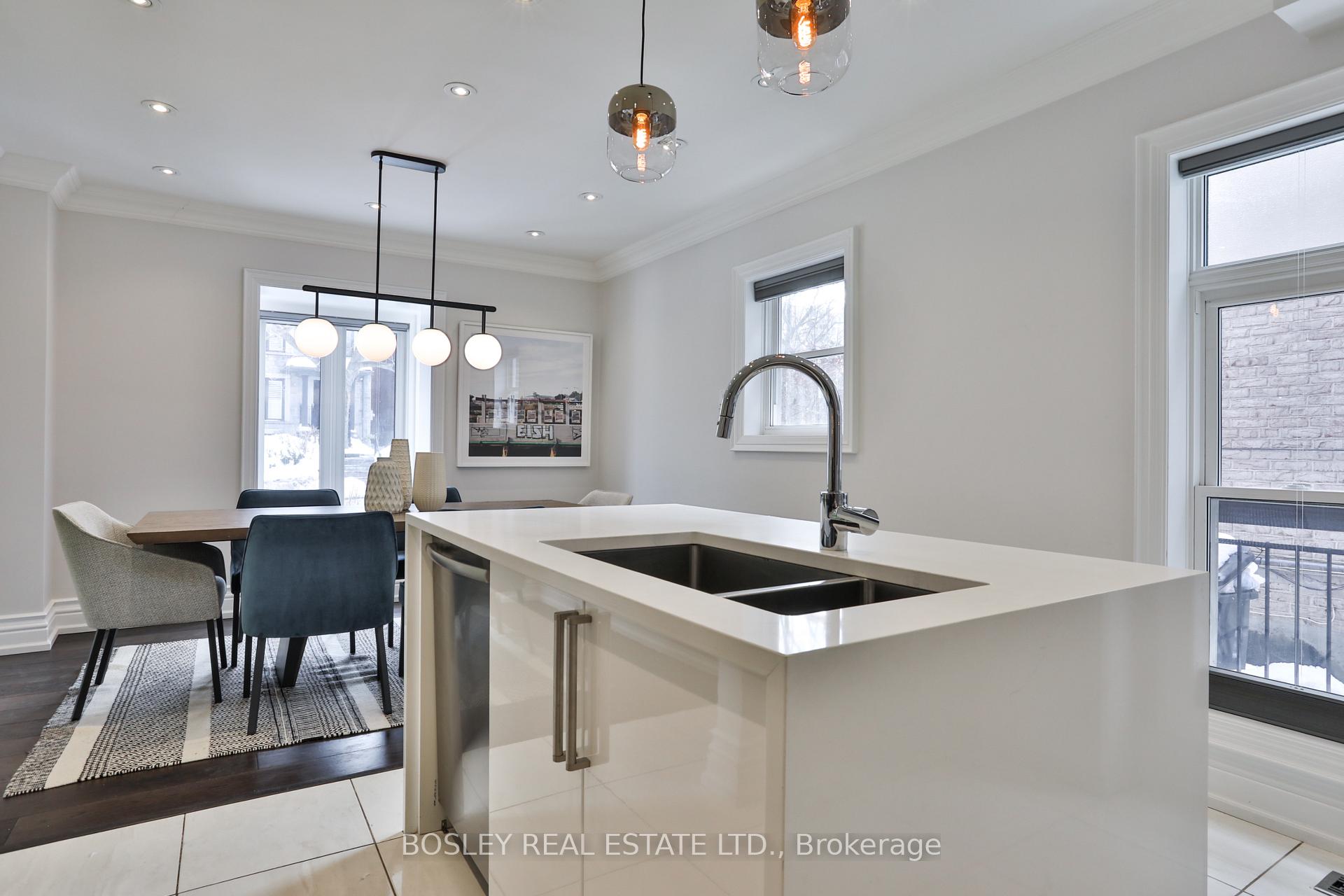 Photo 17 of 2 Fairfield Road, Toronto, Mount Pleasant East — HOMEH
