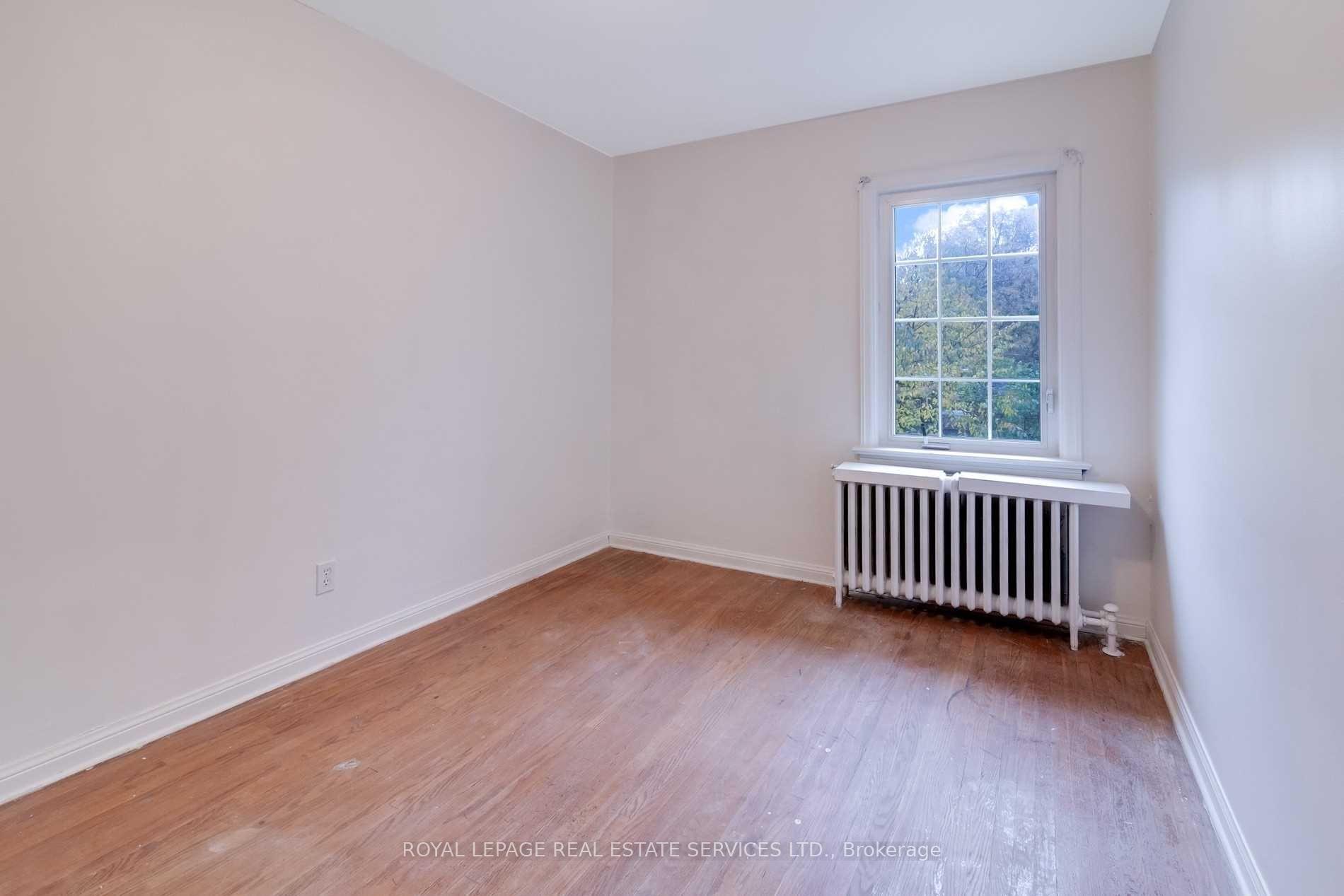 Photo 22 of 291 Sammon Avenue, Toronto, Danforth Village-East York — HOMEH