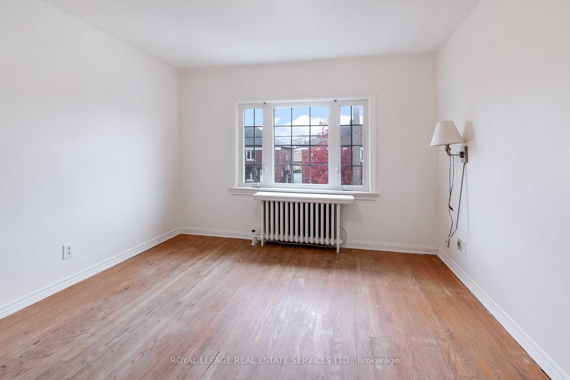 Photo 26 of 291 Sammon Avenue, Toronto, Danforth Village-East York — HOMEH