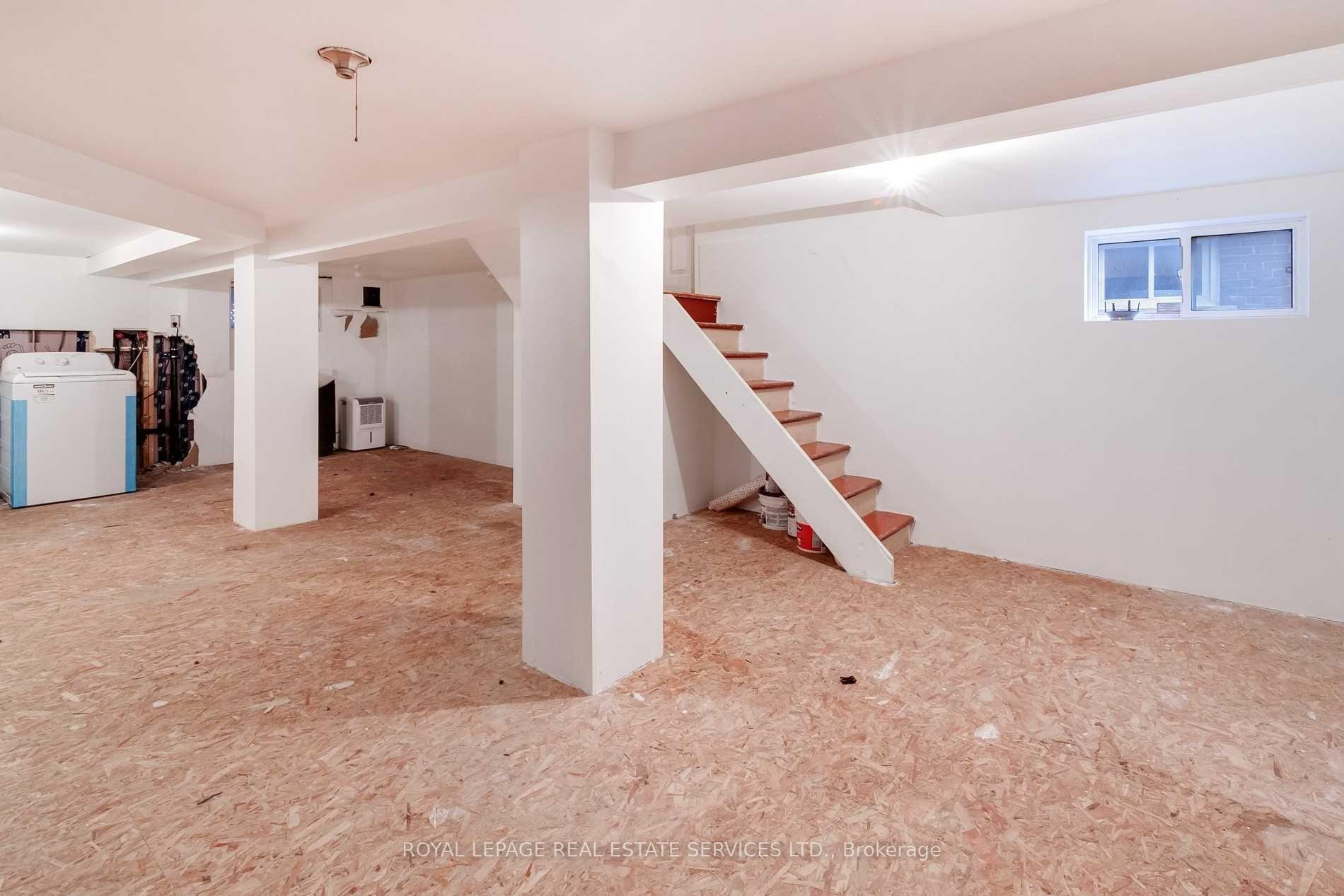 Photo 31 of 291 Sammon Avenue, Toronto, Danforth Village-East York — HOMEH