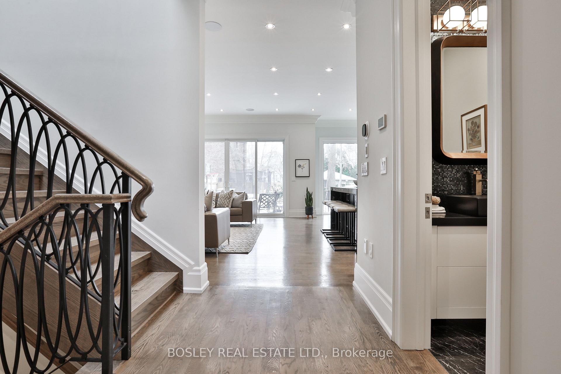 Photo 8 of 30 Parkhurst Boulevard, Toronto, Leaside — HOMEH