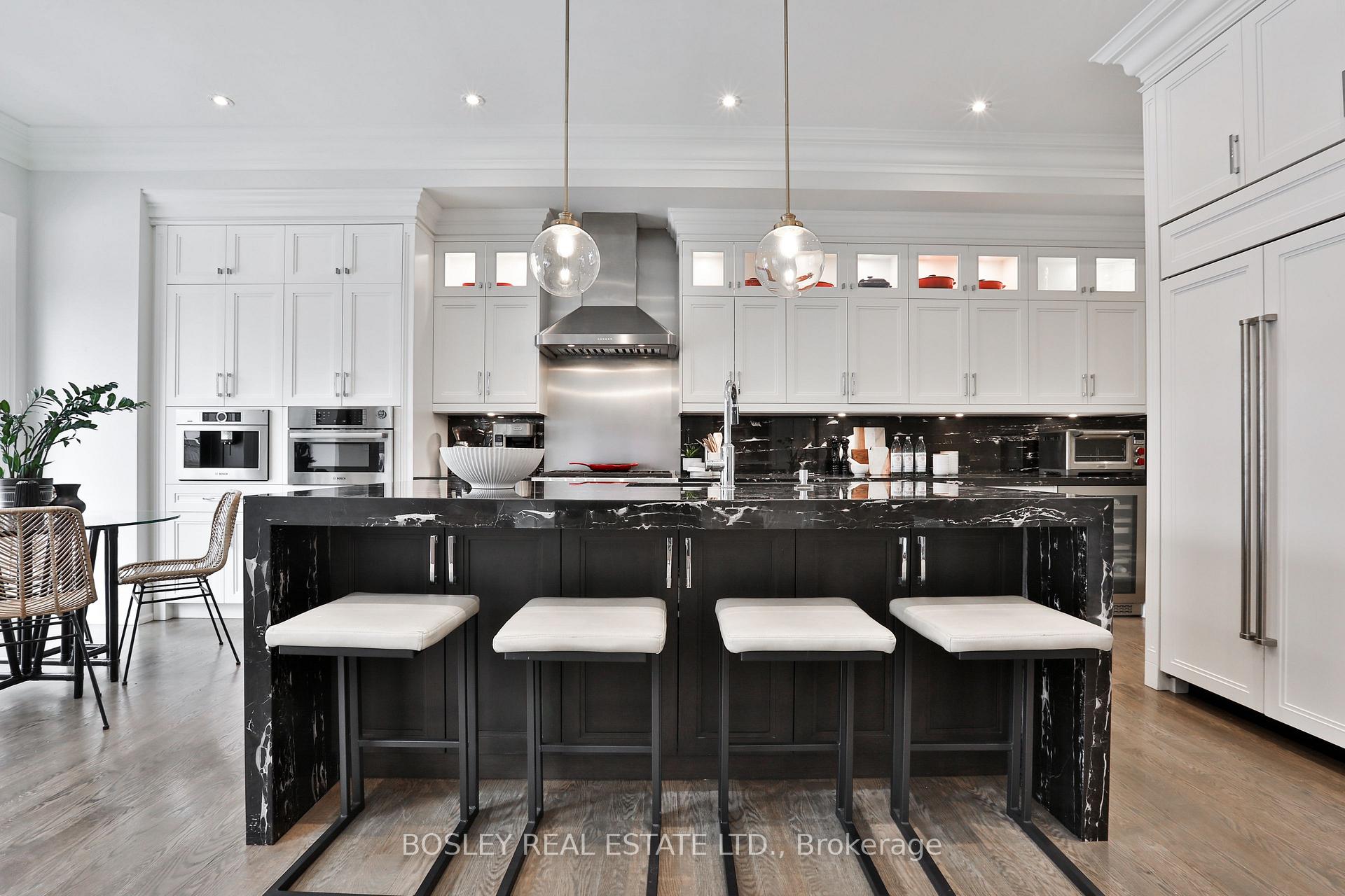 Photo 6 of 30 Parkhurst Boulevard, Toronto, Leaside — HOMEH