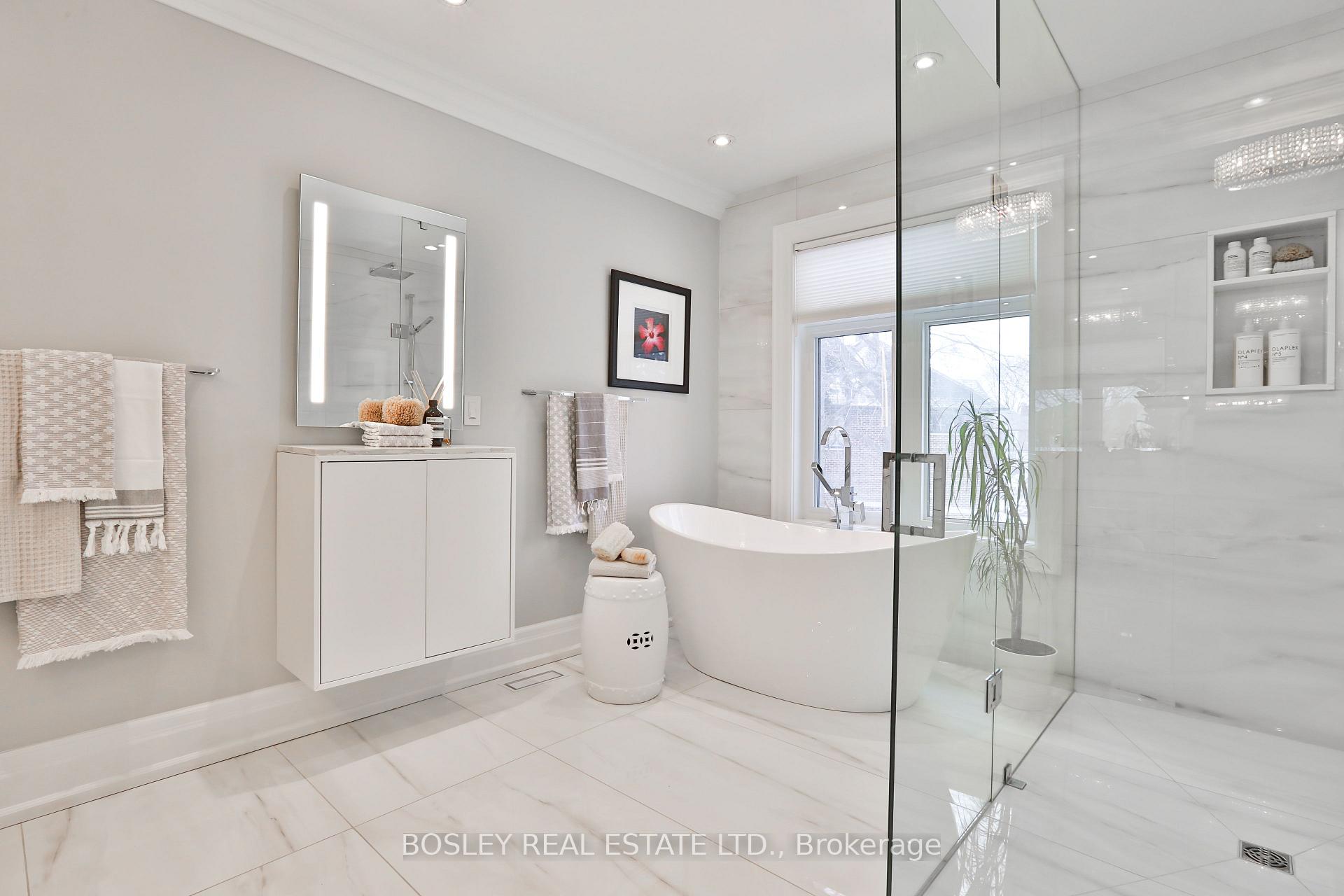 Photo 23 of 30 Parkhurst Boulevard, Toronto, Leaside — HOMEH