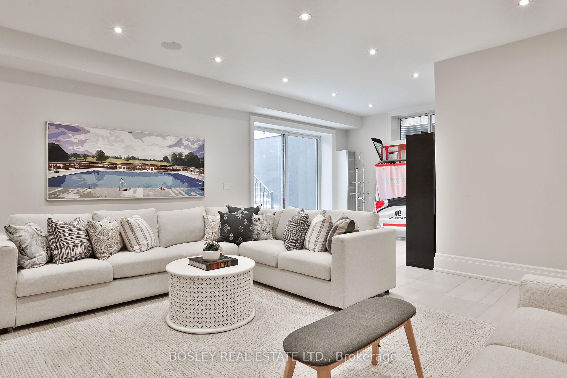 Photo 32 of 30 Parkhurst Boulevard, Toronto, Leaside — HOMEH