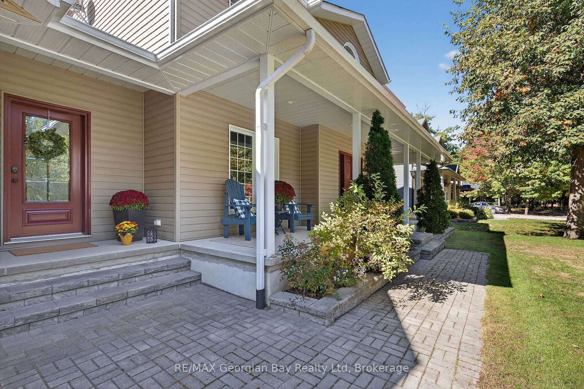 Photo 2 of 32 Johnston Street, Tiny, Wyevale — HOMEH