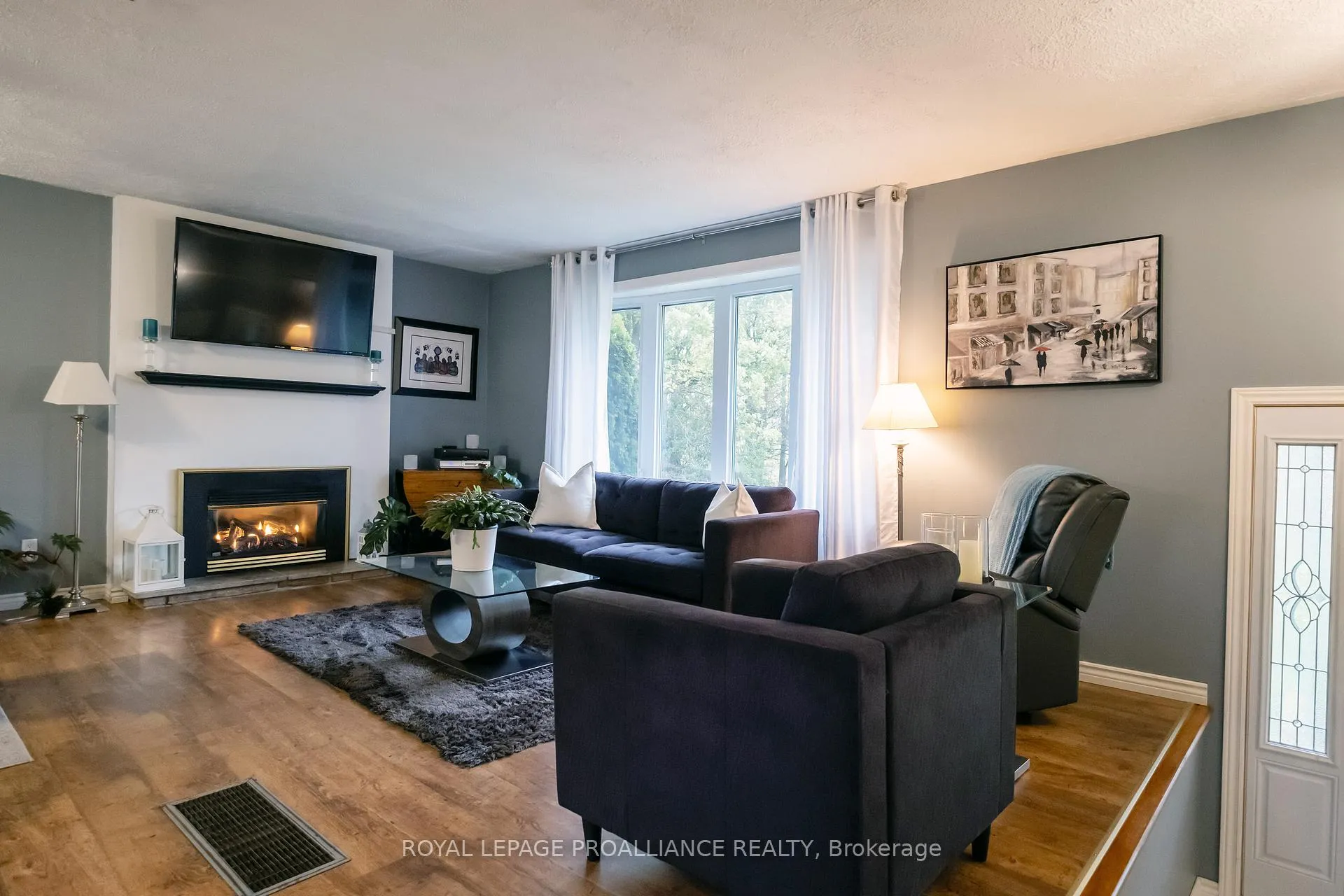 Photo 14 of 208 Ritz Road, Belleville, Thurlow Ward — HOMEH