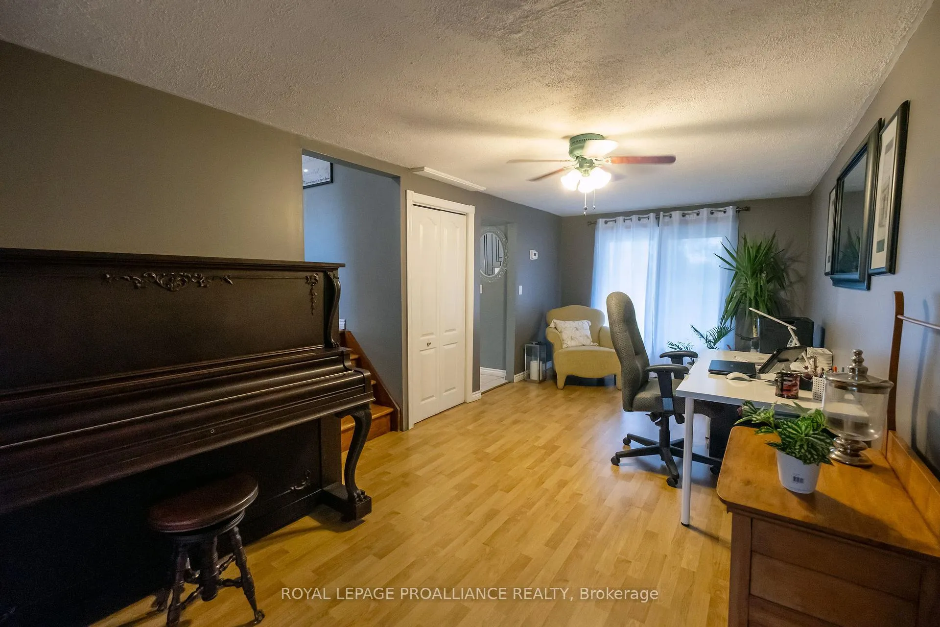Photo 20 of 208 Ritz Road, Belleville, Thurlow Ward — HOMEH