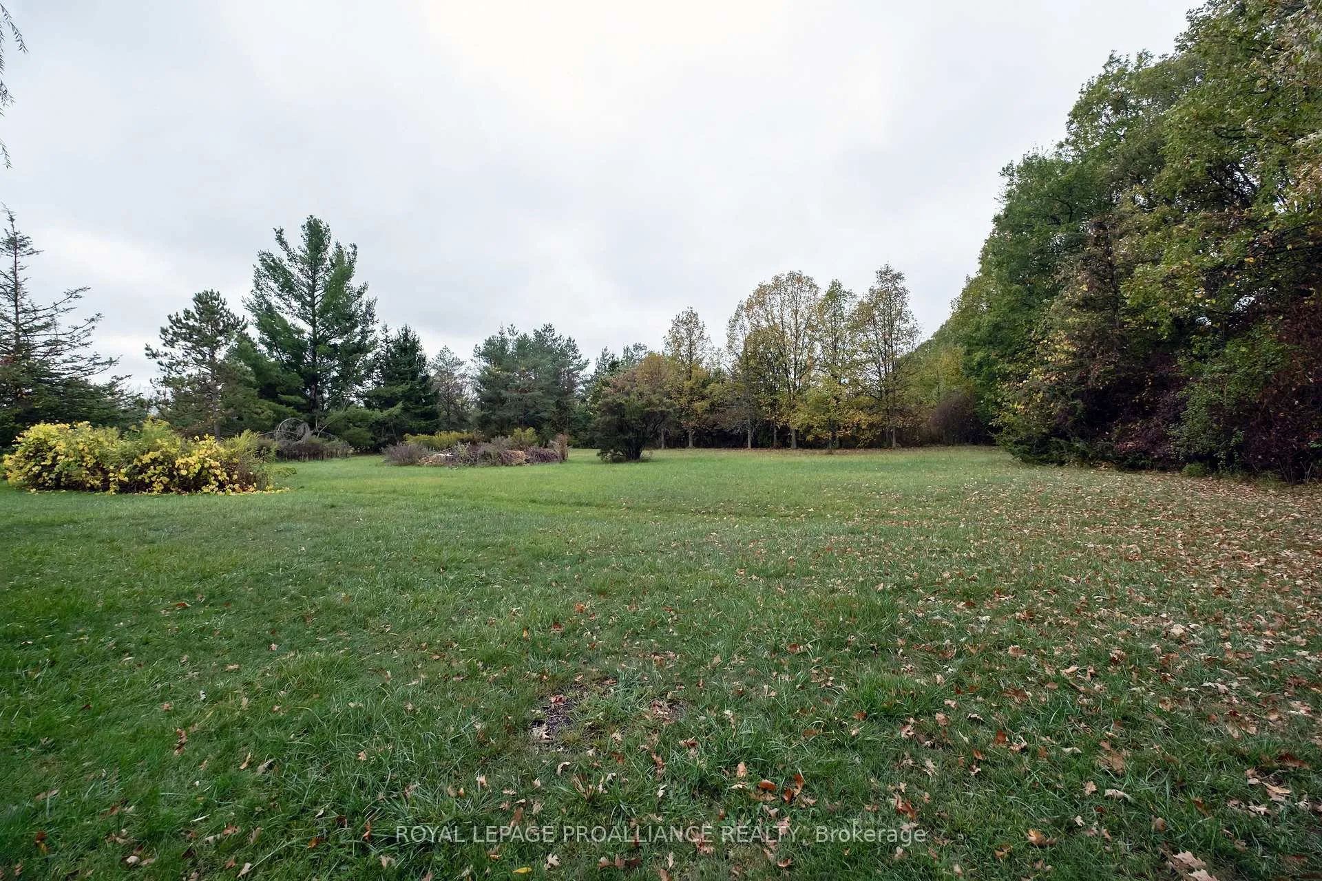 Photo 34 of 208 Ritz Road, Belleville, Thurlow Ward — HOMEH