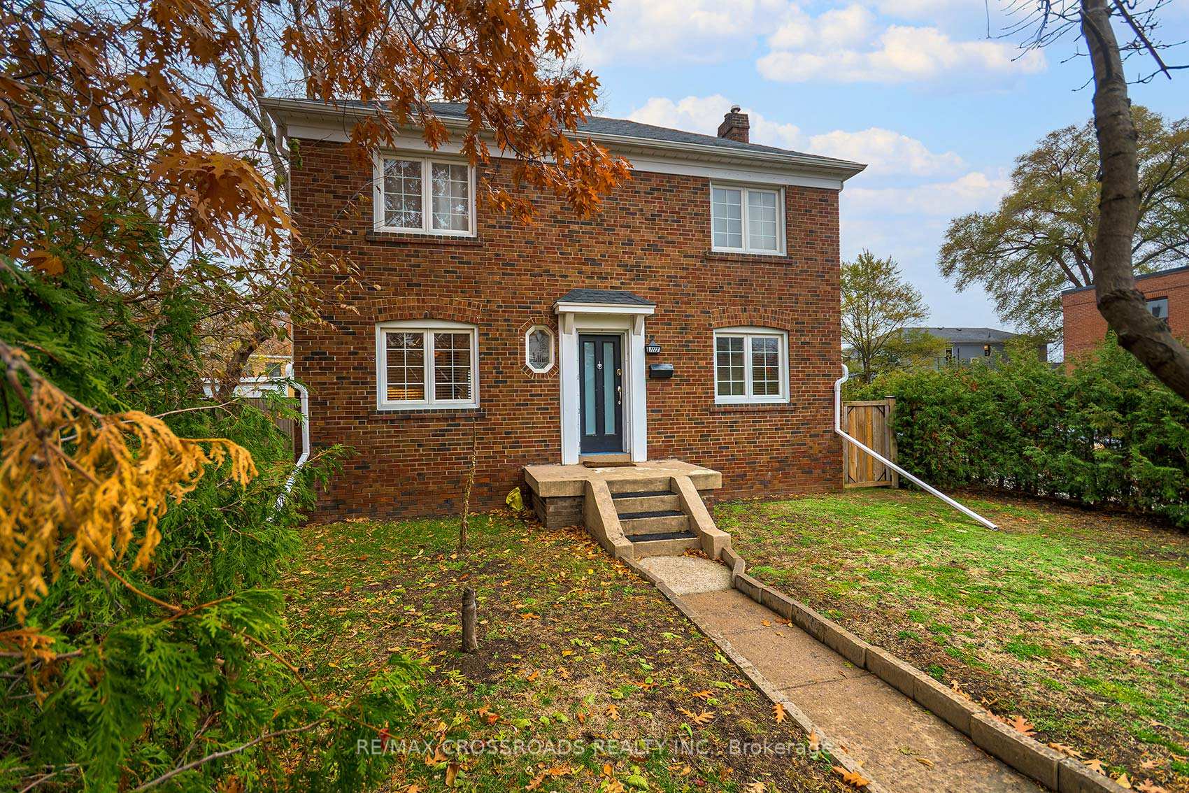Photo 1 of 1173 Broadview Avenue, Toronto, Broadview North — HOMEH