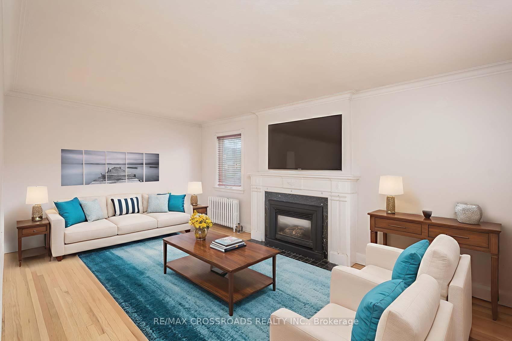 Photo 9 of 1173 Broadview Avenue, Toronto, Broadview North — HOMEH