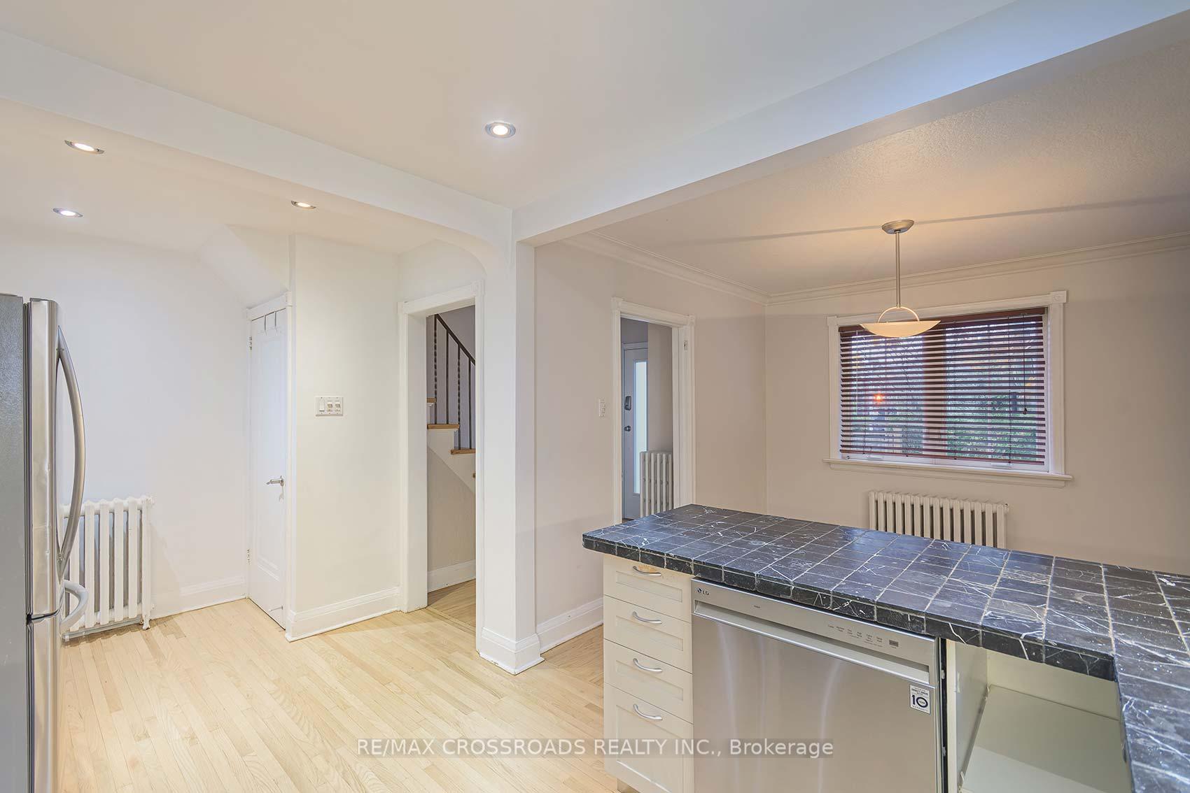 Photo 14 of 1173 Broadview Avenue, Toronto, Broadview North — HOMEH