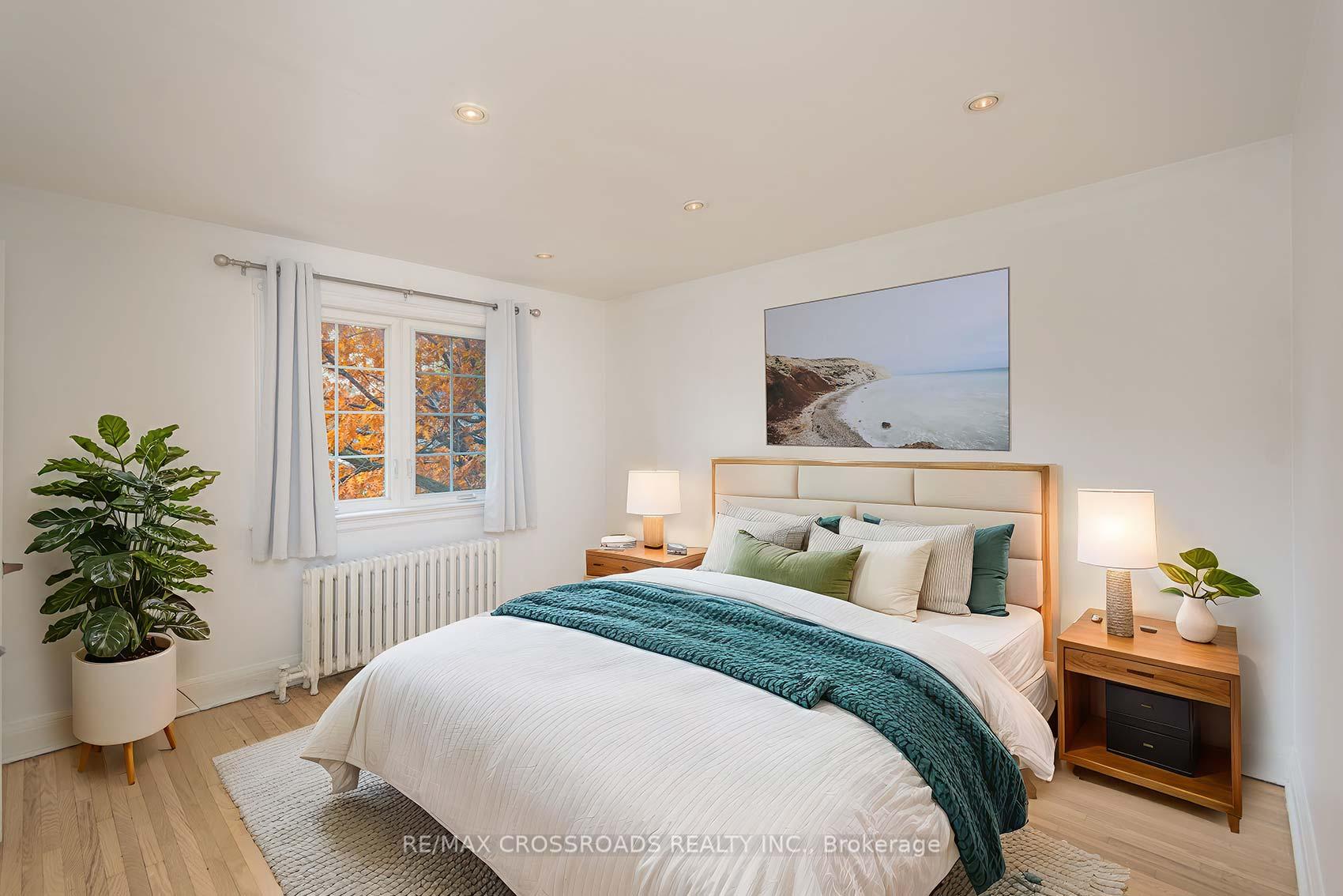 Photo 17 of 1173 Broadview Avenue, Toronto, Broadview North — HOMEH
