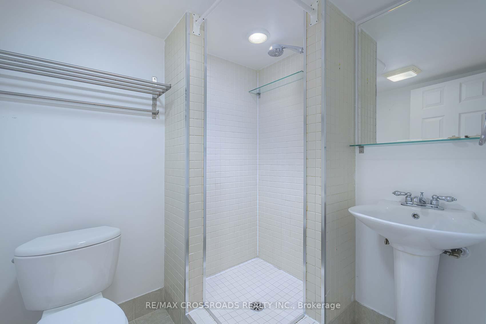 Photo 27 of 1173 Broadview Avenue, Toronto, Broadview North — HOMEH