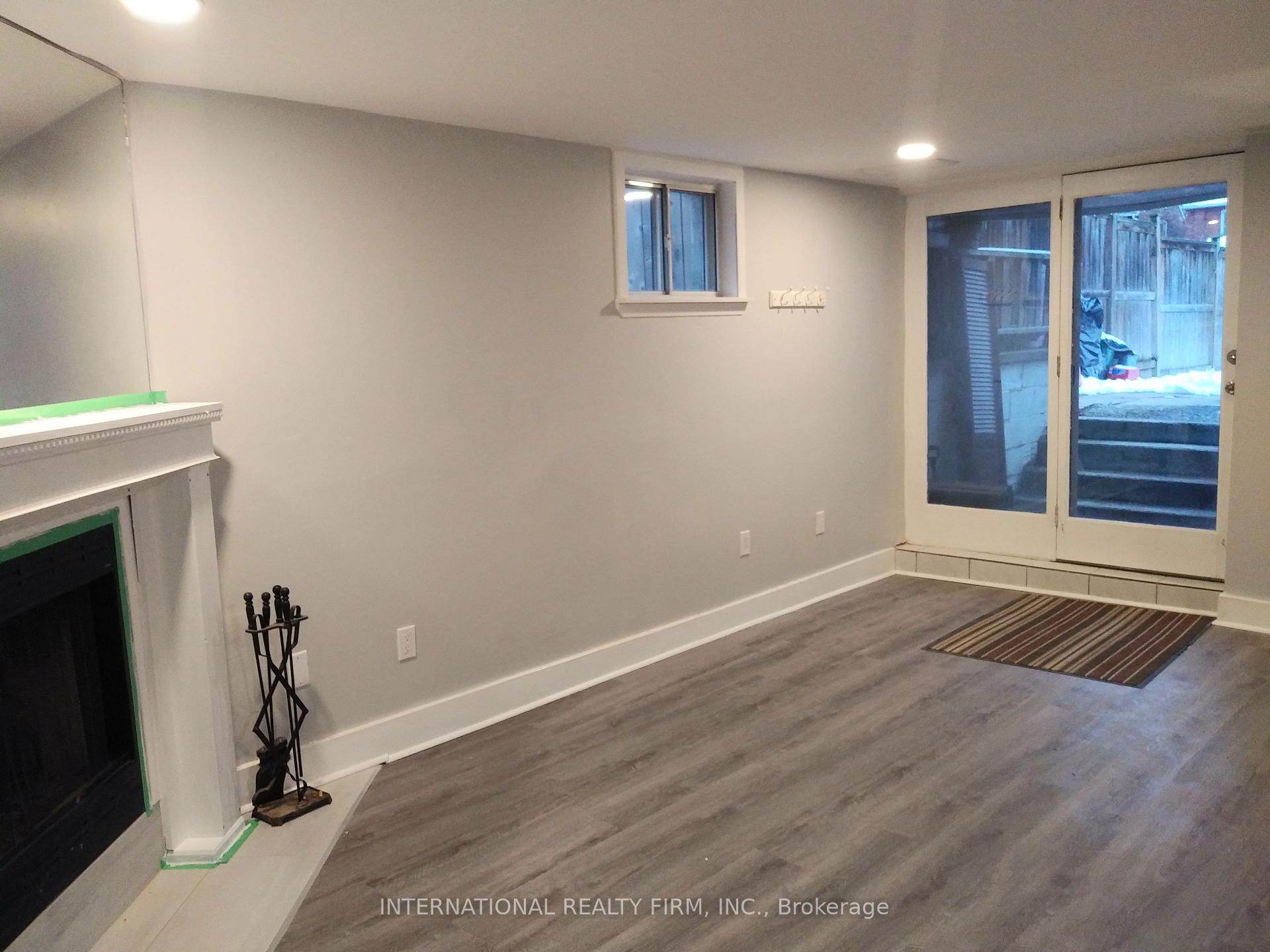 Front of Unit Lower, 261 Soudan Avenue