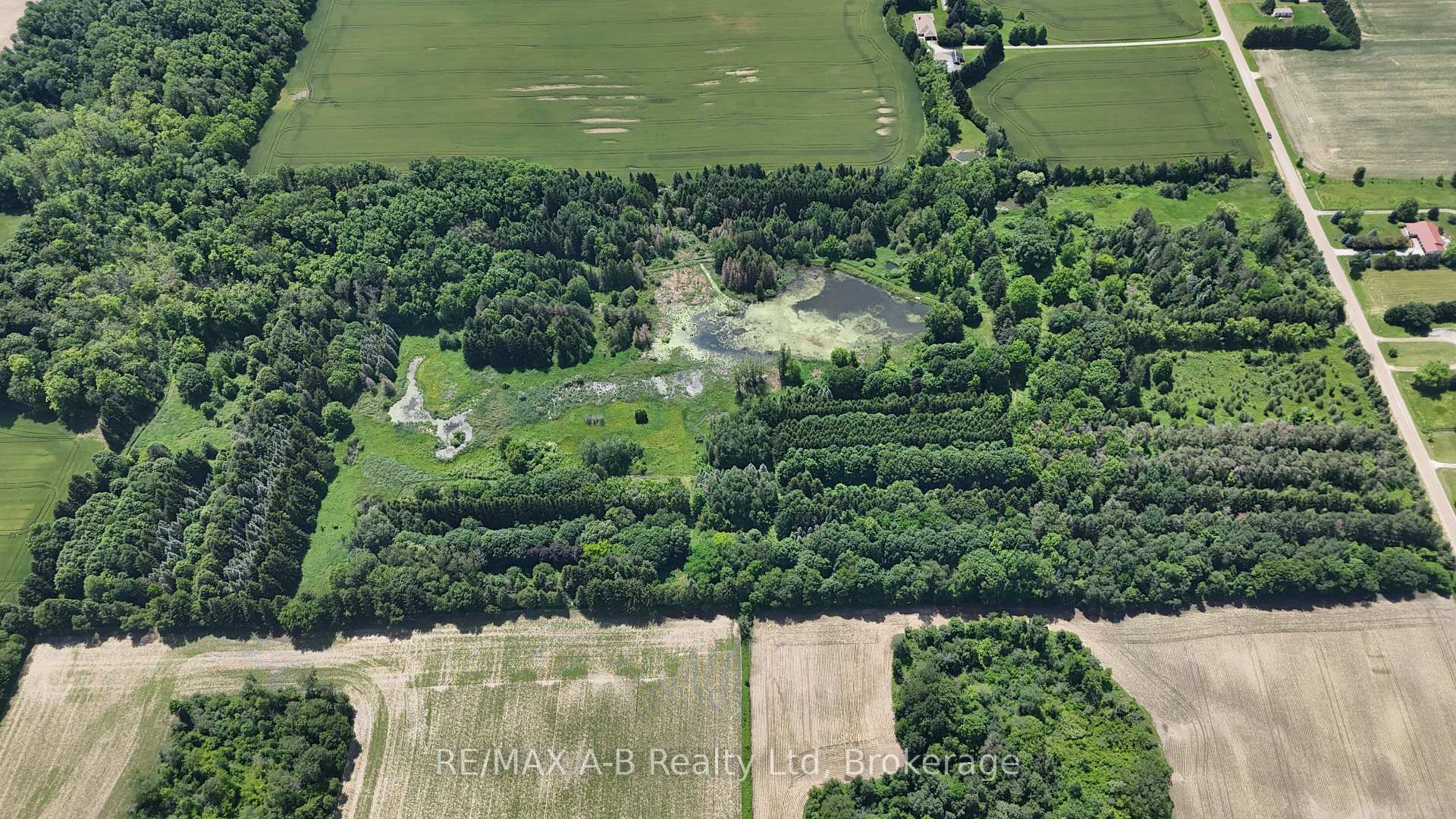 Photo 4 of 20975 Cherry Hill Road, Thames Centre, Rural Thames Centre — HOMEH