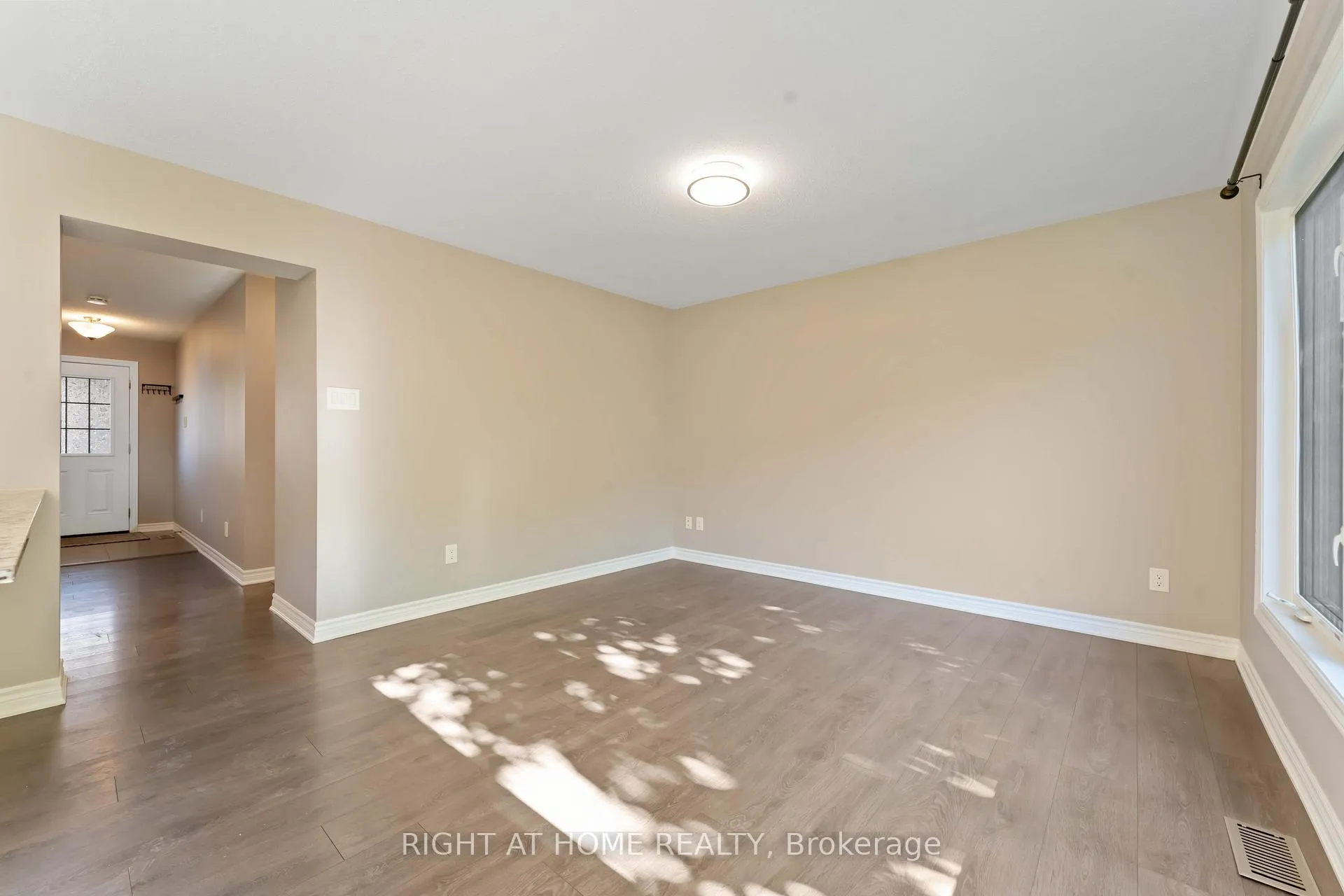 Photo 15 of 113 Maestro Avenue, Ottawa, Stittsville (North) — HOMEH