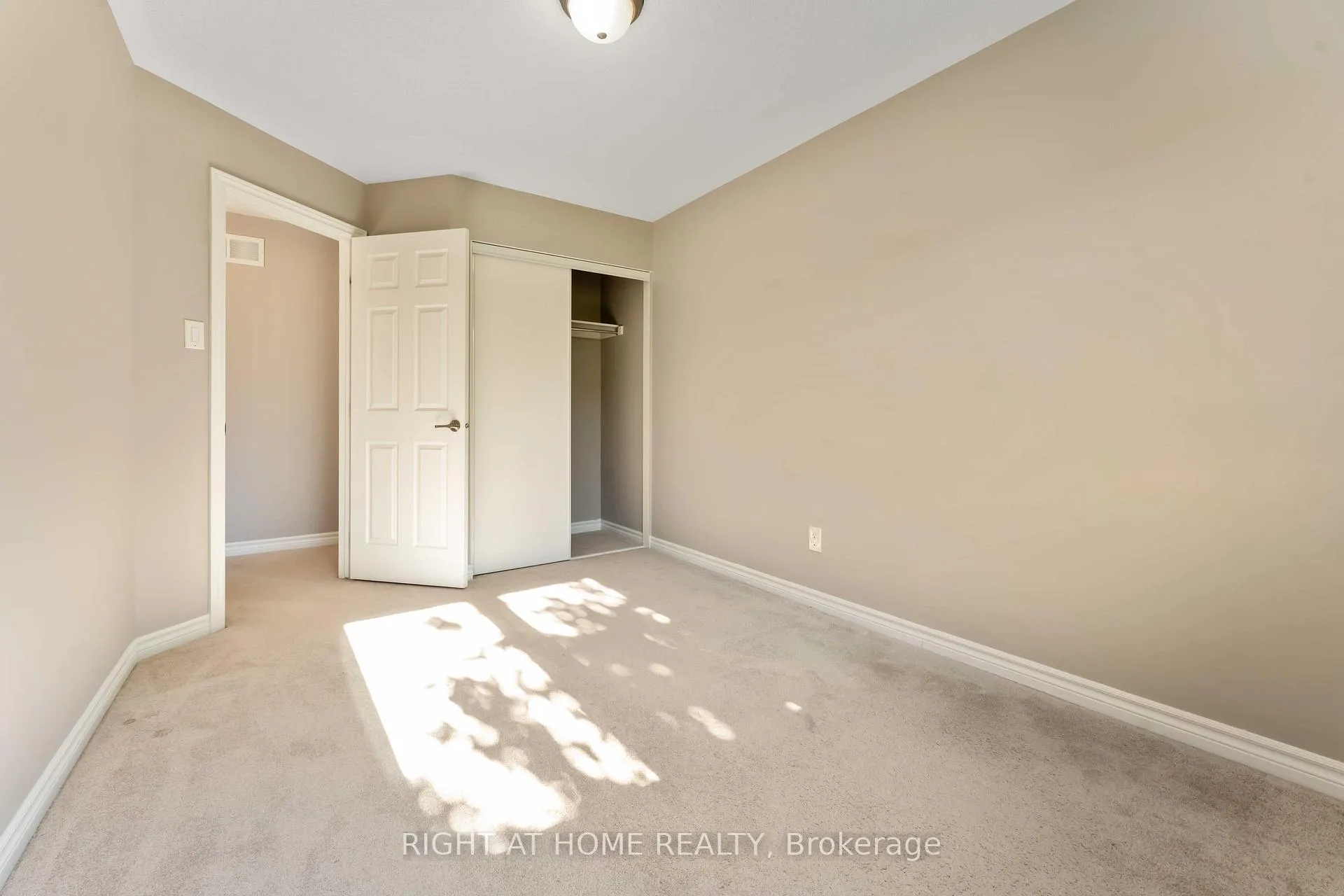 Photo 22 of 113 Maestro Avenue, Ottawa, Stittsville (North) — HOMEH