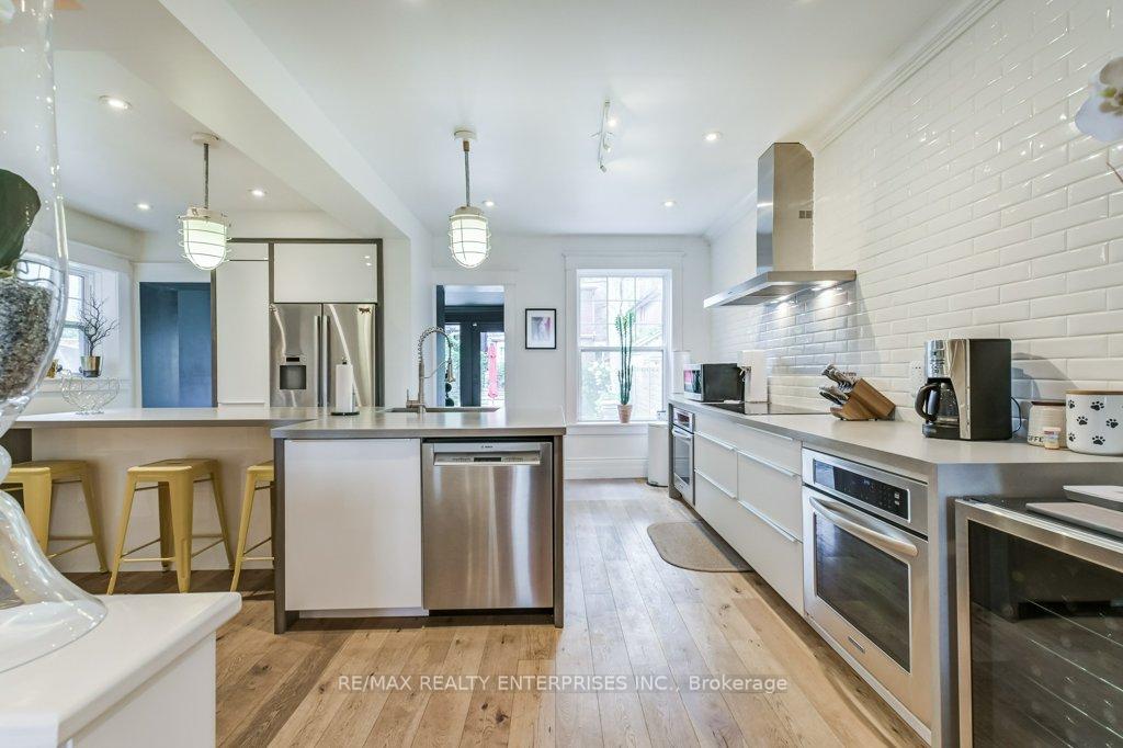 Photo 13 of 8 Wolfrey Avenue, Toronto, North Riverdale — HOMEH