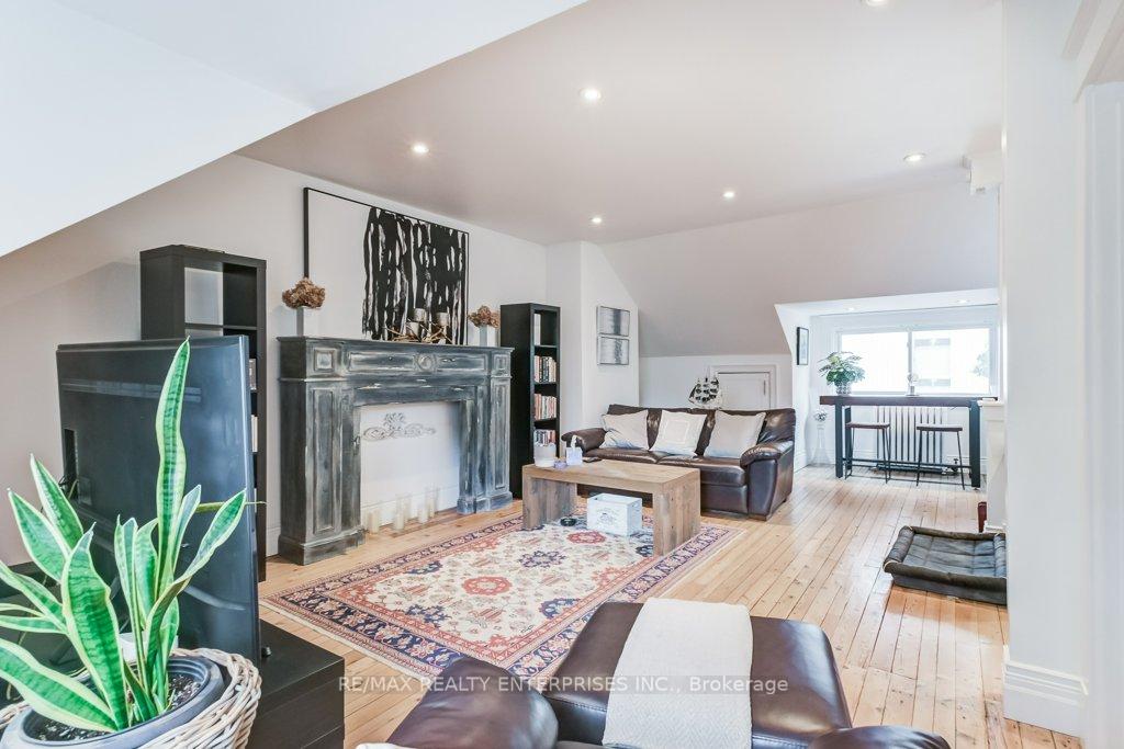 Photo 30 of 8 Wolfrey Avenue, Toronto, North Riverdale — HOMEH