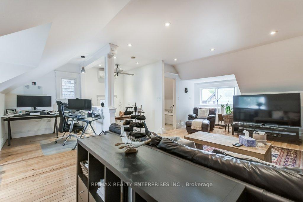 Photo 34 of 8 Wolfrey Avenue, Toronto, North Riverdale — HOMEH