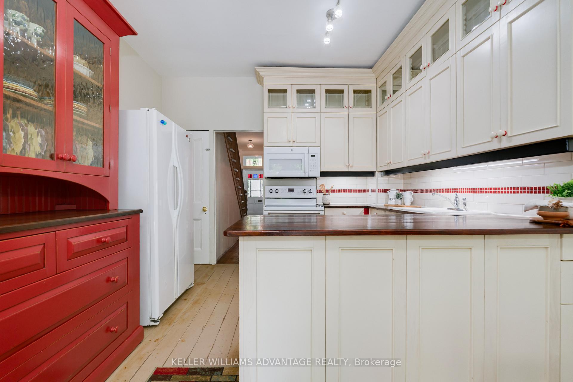 Photo 17 of 8 Howie Avenue, Toronto, South Riverdale — HOMEH