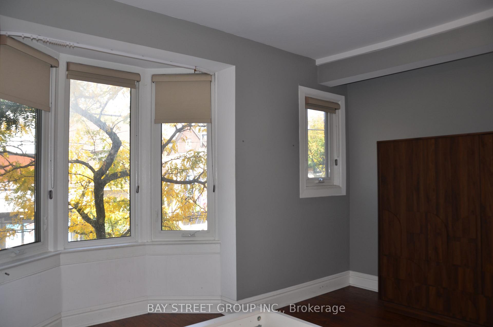 Photo 8 of 1915A Queen Street E, Toronto, The Beaches — HOMEH