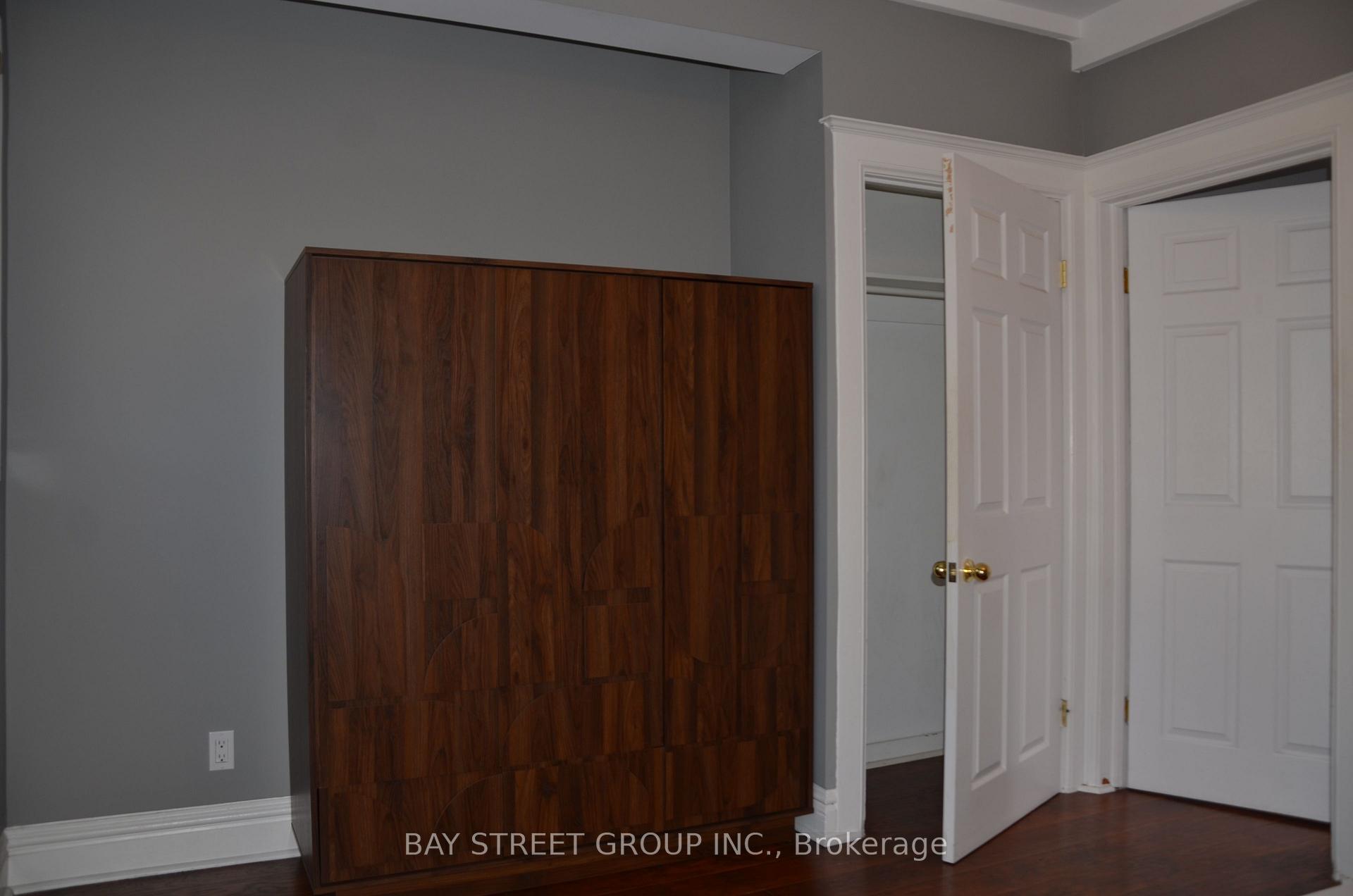 Photo 9 of 1915A Queen Street E, Toronto, The Beaches — HOMEH