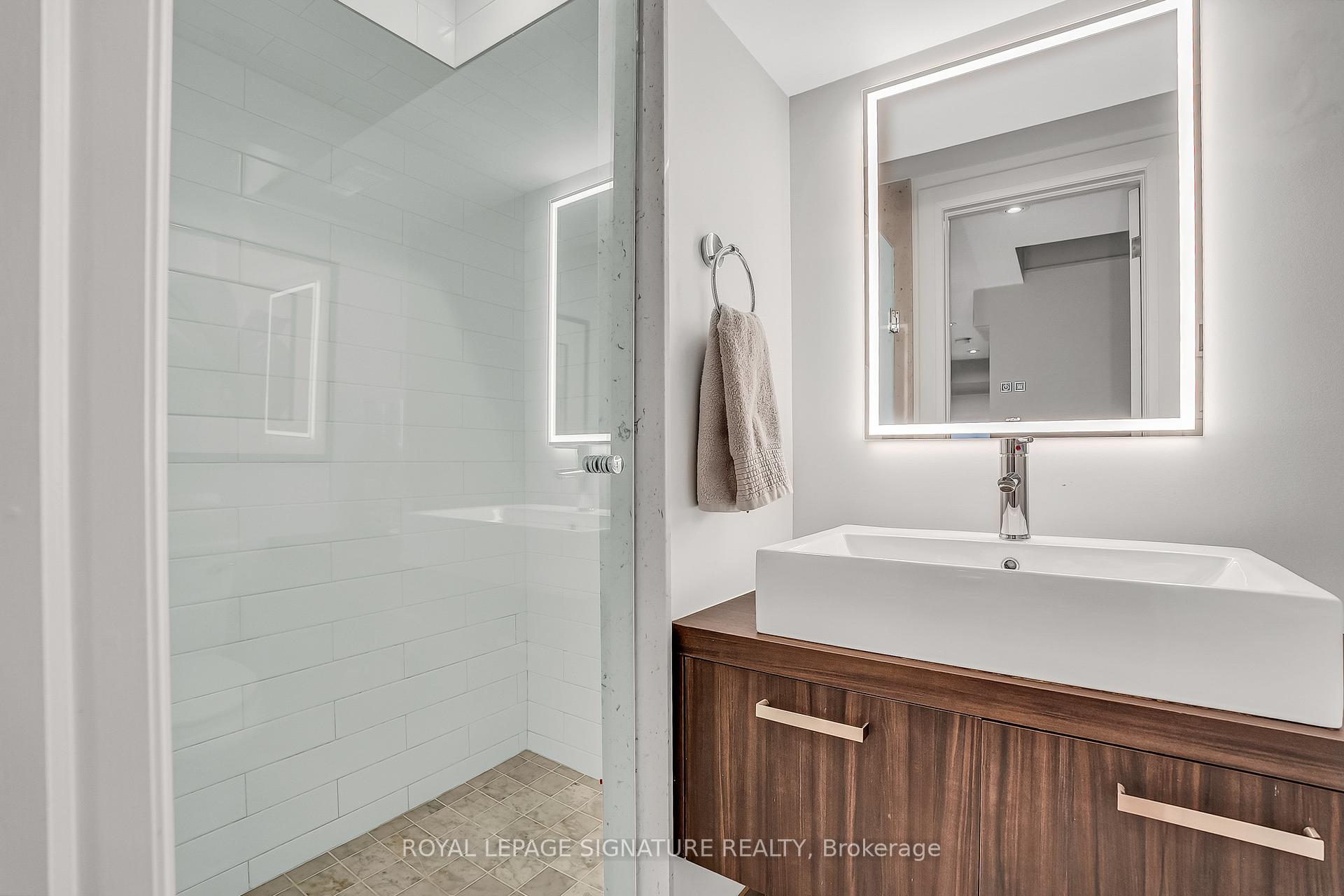 Photo 39 of 32 Southlea Avenue, Toronto, Leaside — HOMEH