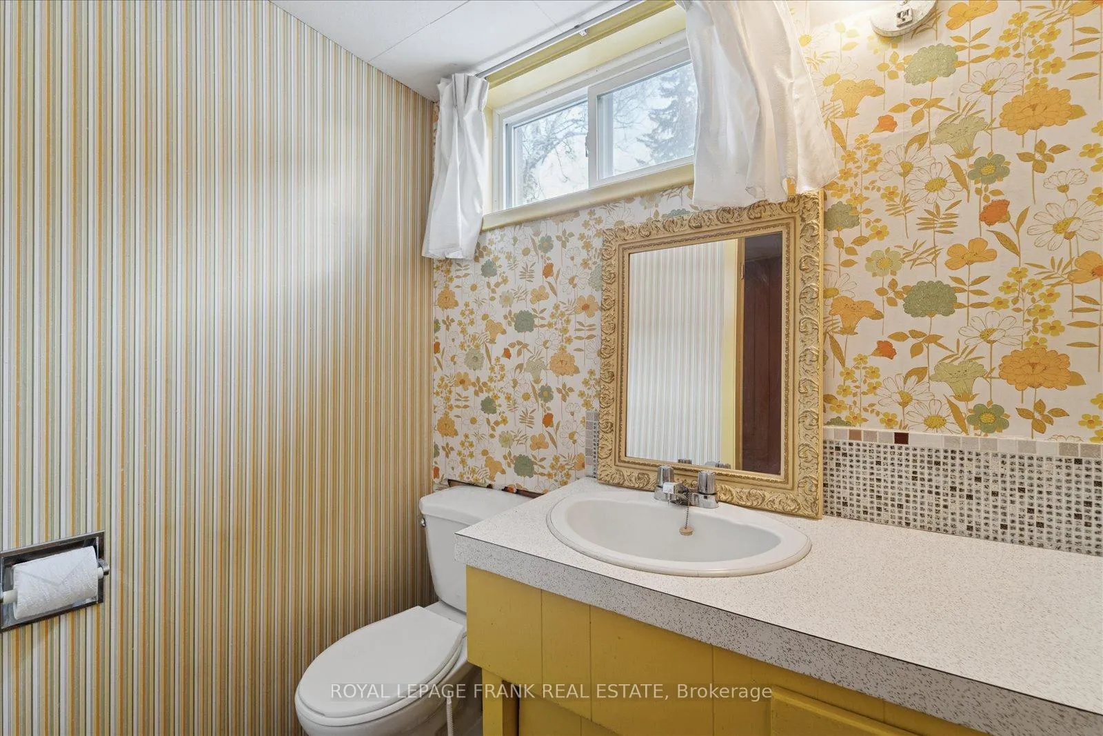 Photo 35 of 254 Dover Street, Oshawa, Eastdale — HOMEH