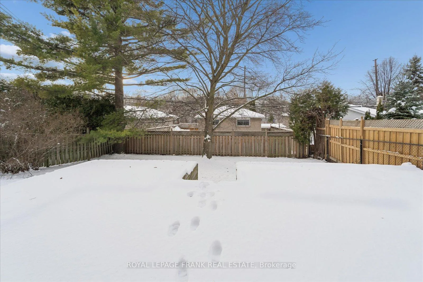 Photo 41 of 254 Dover Street, Oshawa, Eastdale — HOMEH