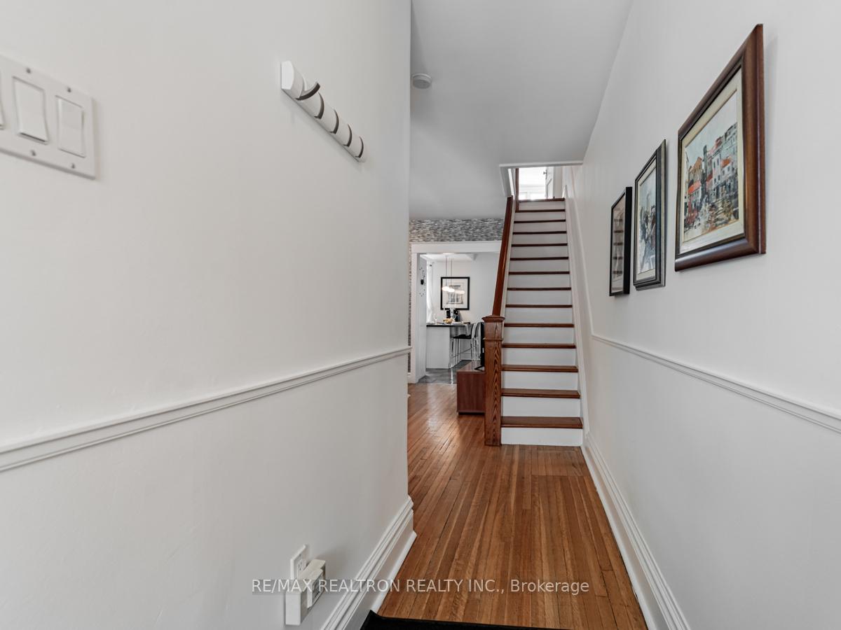 Photo 4 of 1014 Mount Pleasant Road, Toronto, Mount Pleasant East — HOMEH