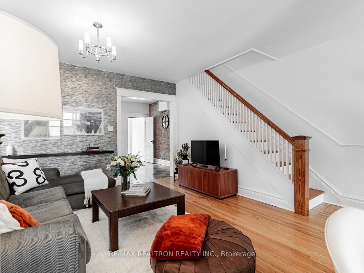 Photo 9 of 1014 Mount Pleasant Road, Toronto, Mount Pleasant East — HOMEH