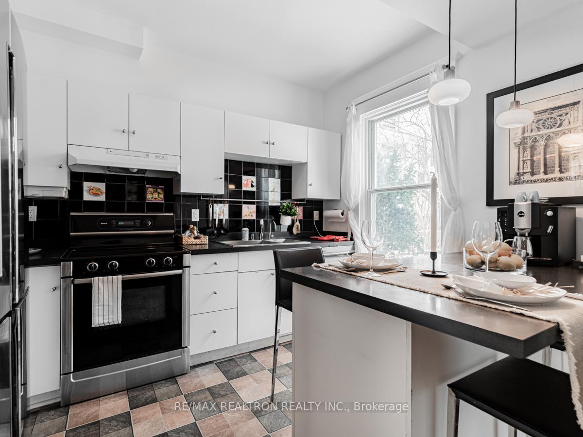 Photo 13 of 1014 Mount Pleasant Road, Toronto, Mount Pleasant East — HOMEH