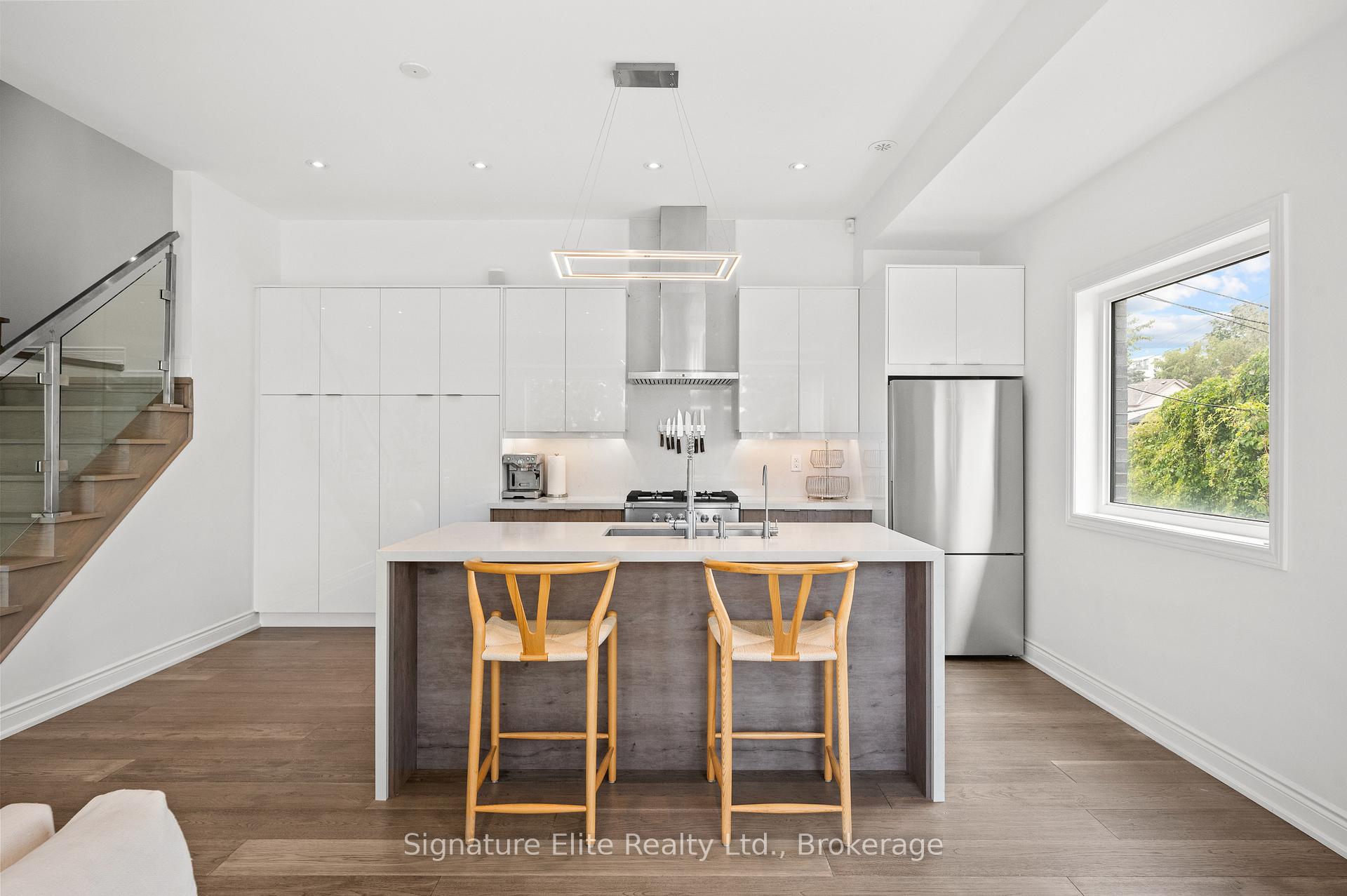 Photo 5 of 33 Minto Street, Toronto, South Riverdale — HOMEH