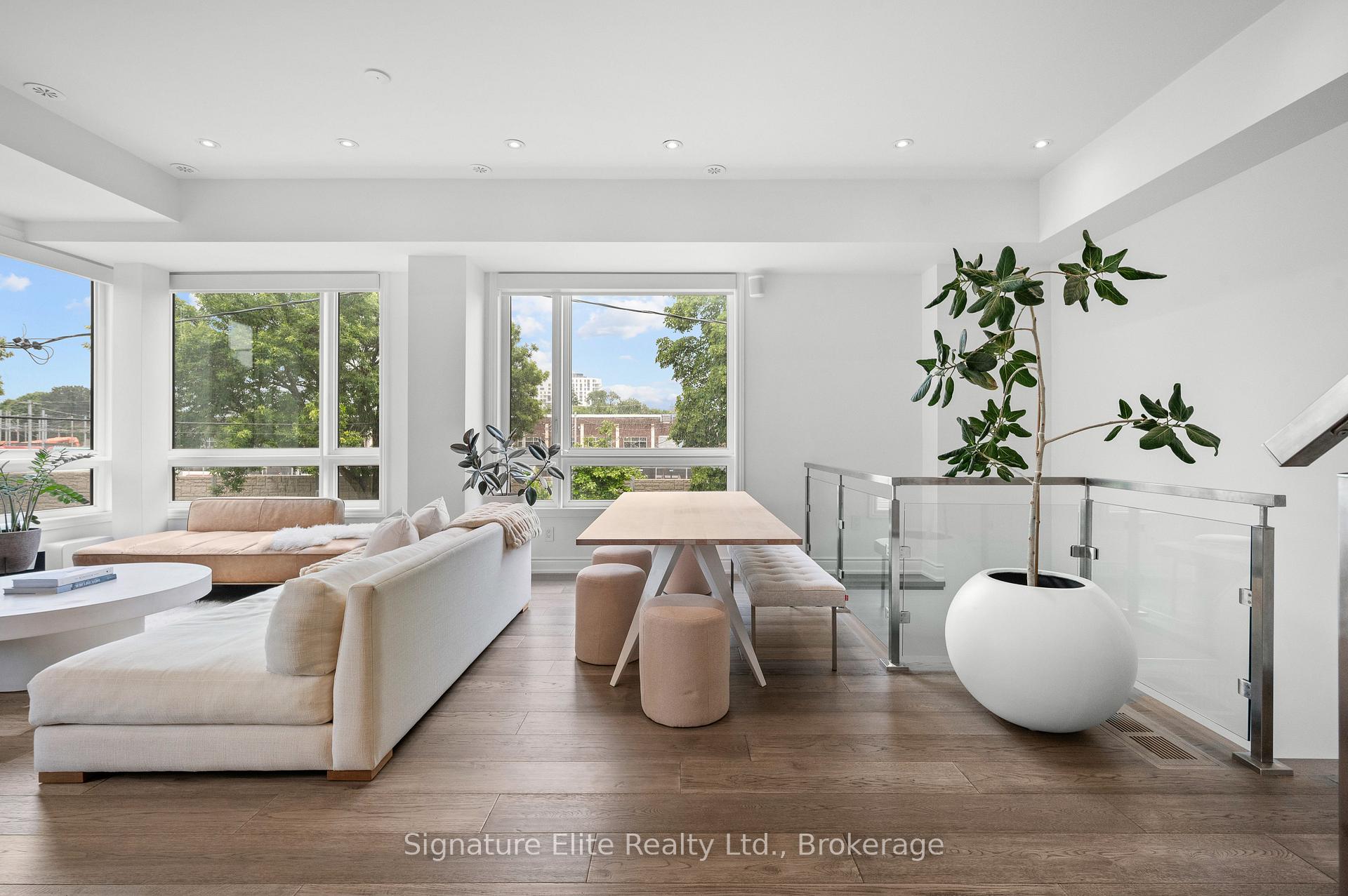 Photo 11 of 33 Minto Street, Toronto, South Riverdale — HOMEH