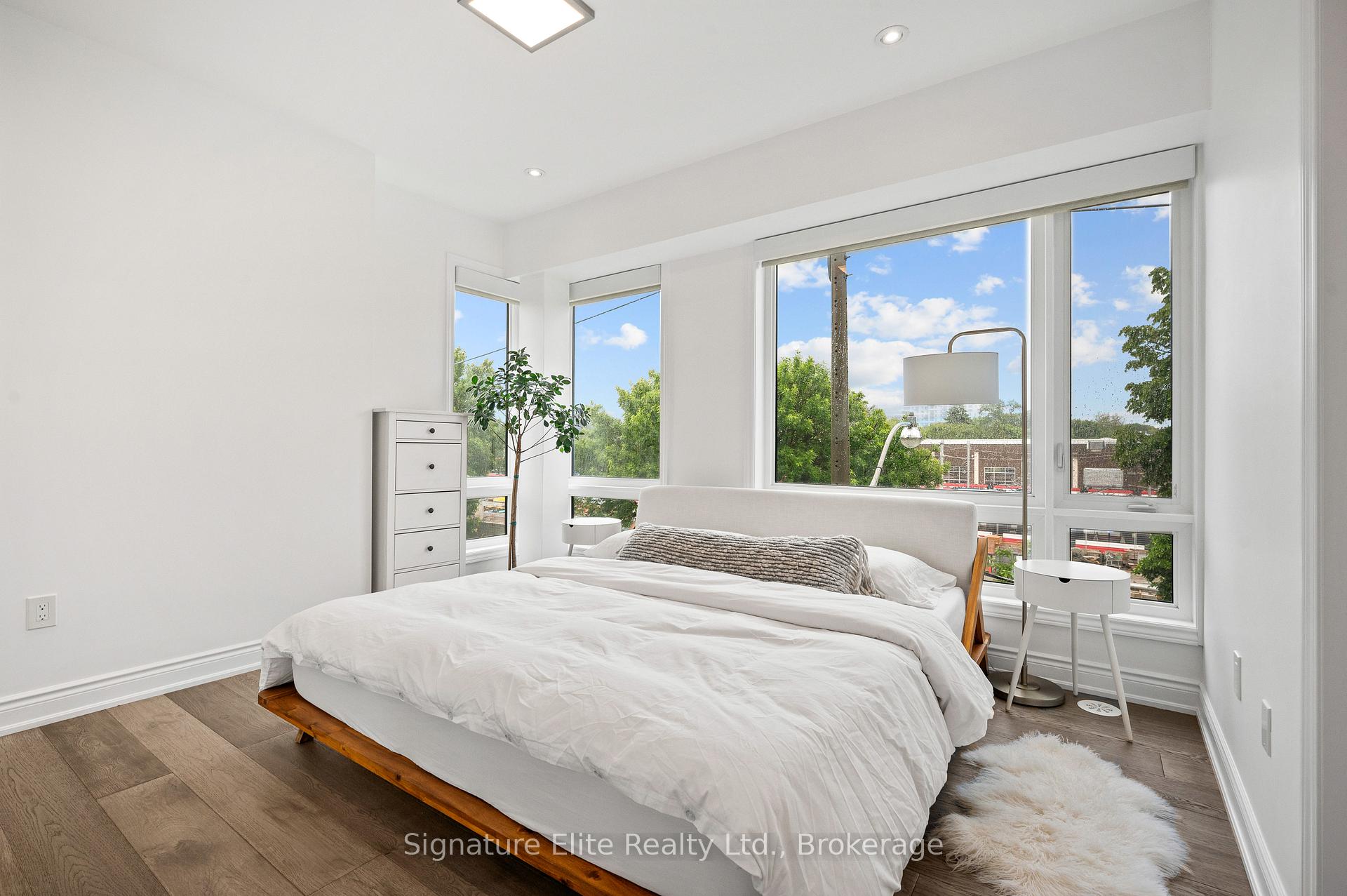 Photo 12 of 33 Minto Street, Toronto, South Riverdale — HOMEH