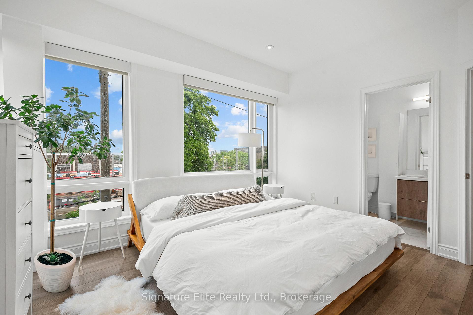 Photo 13 of 33 Minto Street, Toronto, South Riverdale — HOMEH